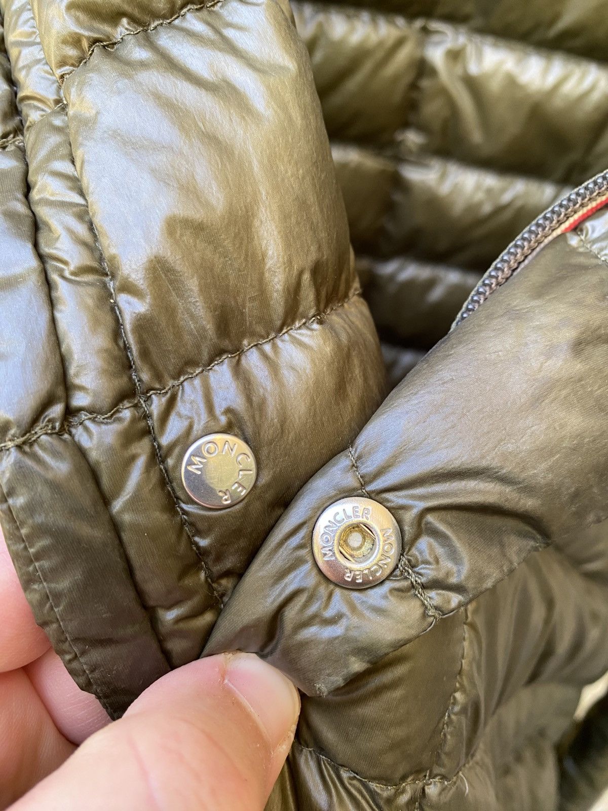 Moncler Moncler Omer Jacket Light Down Quilted Size 3 Olive Color Size US L / EU 52-54 / 3 - 22 Thumbnail