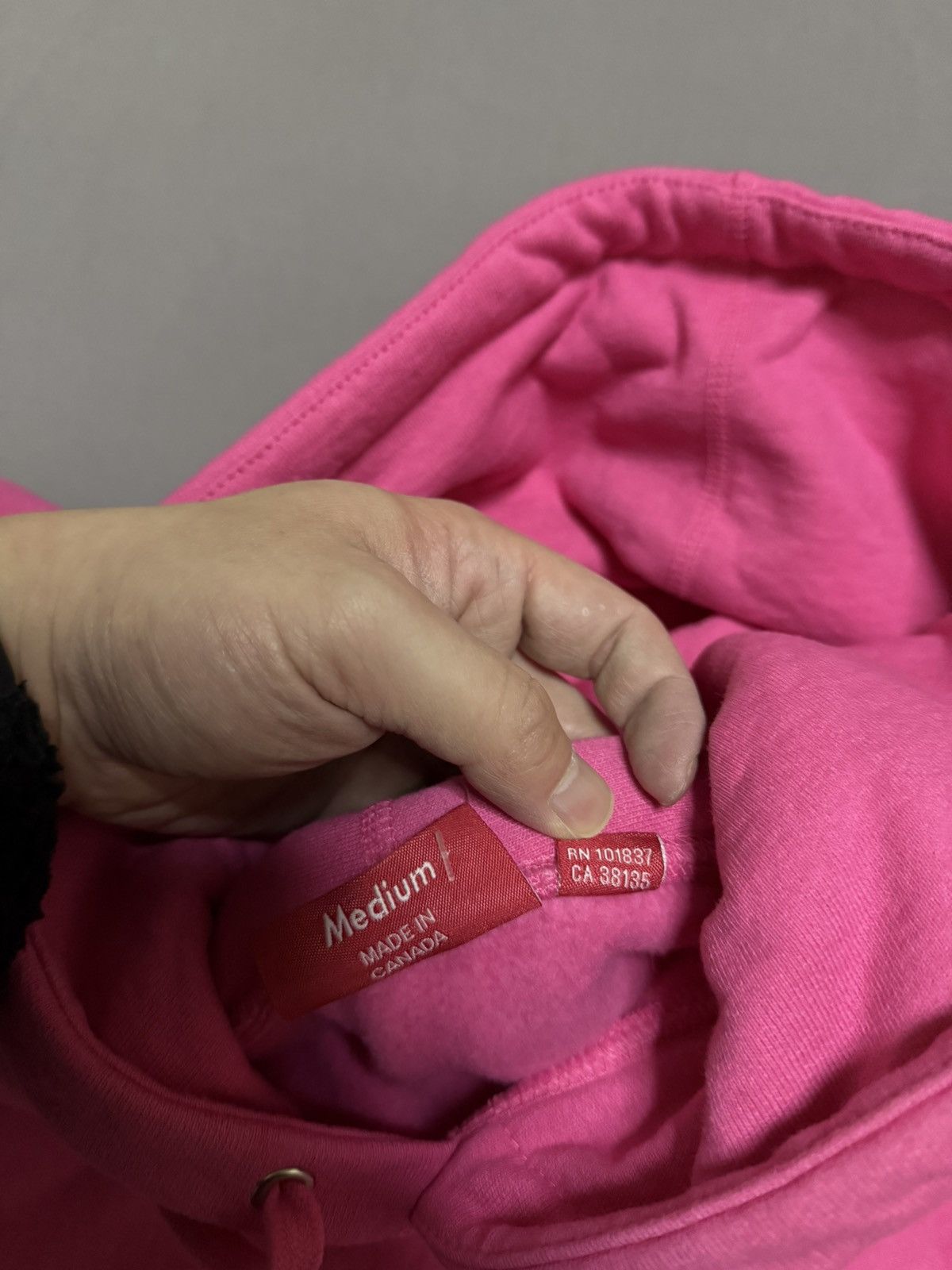Supreme Supreme fw17 pale lime on pink magenta box logo hoodie Size US M / EU 48-50 / 2 - 4 Thumbnail