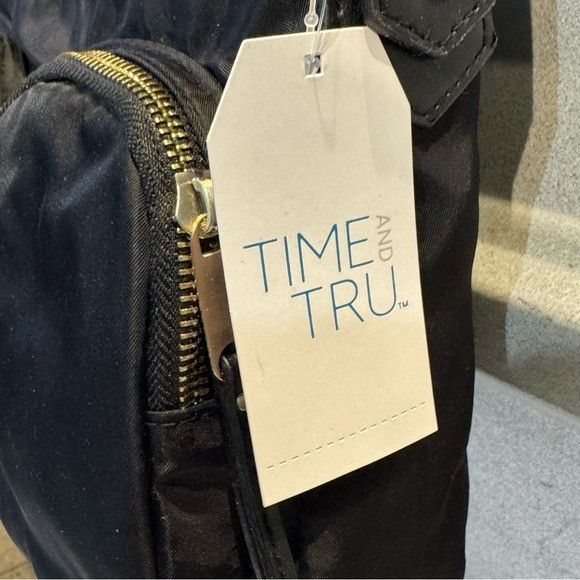 Other NWT TIME AND TRU BLACK ADJUSTABLE SHOULDER STRAP HANDBAG Size ONE SIZE - 3 Thumbnail