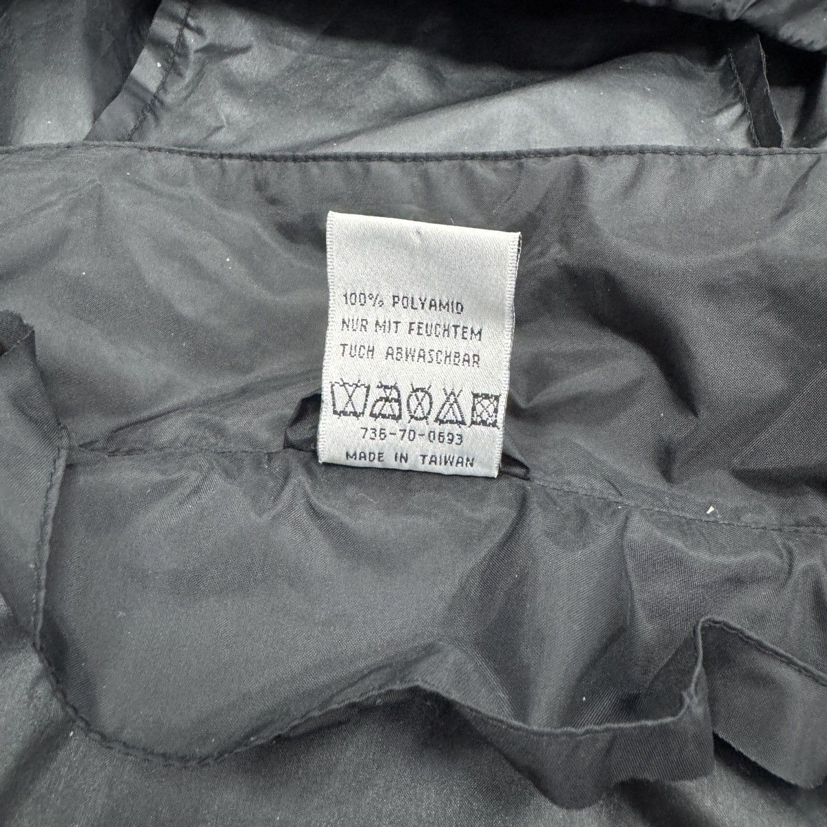 Puma Vintage Puma Big Logo Nylon Windbreaker Jacket 80s 90s Men Size US L / EU 52-54 / 3 - 13 Thumbnail