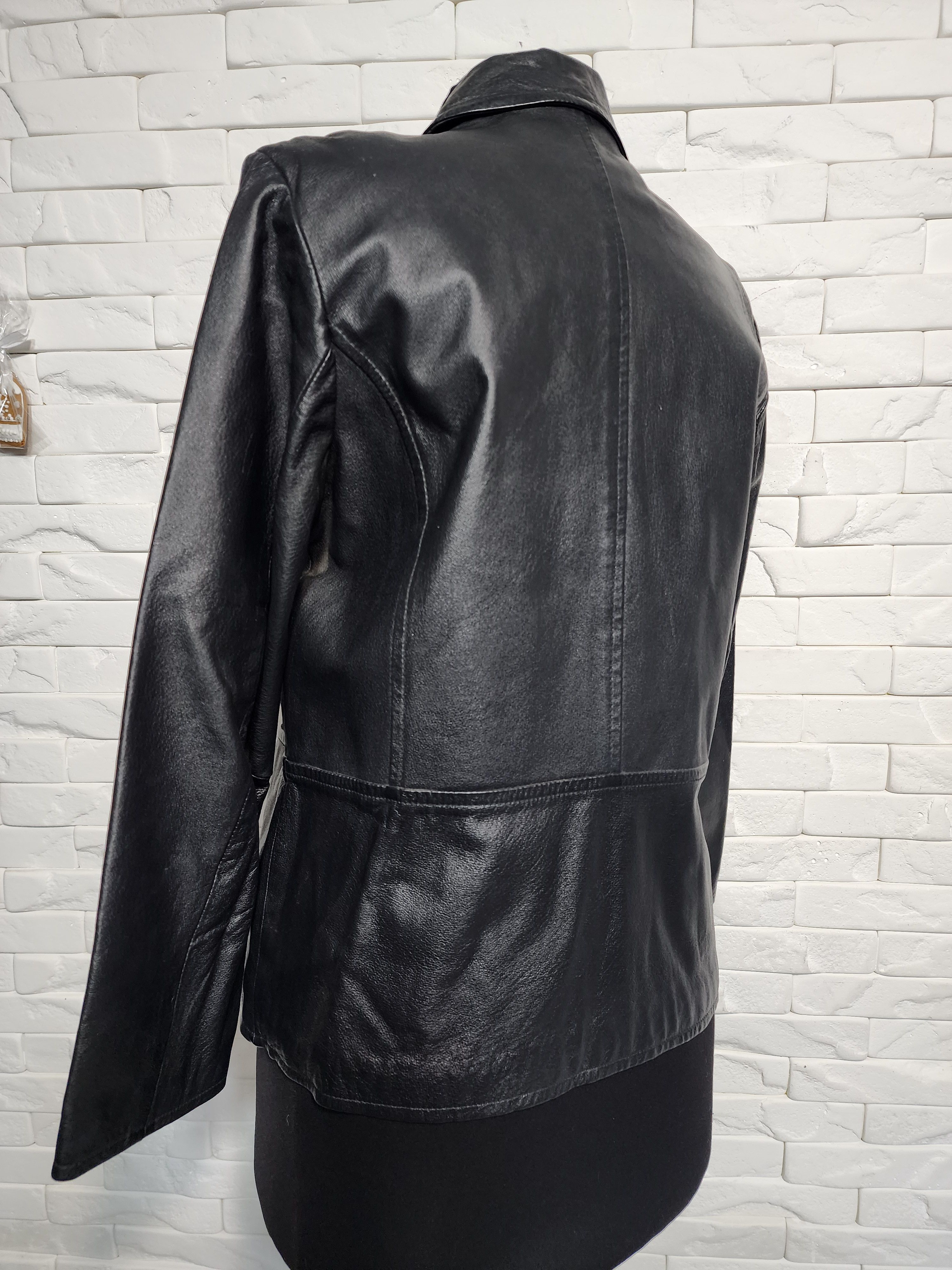 Other Black Leather Women's Jacket: Zippered Classic Style Size L / US 10 / IT 46 - 5 Thumbnail