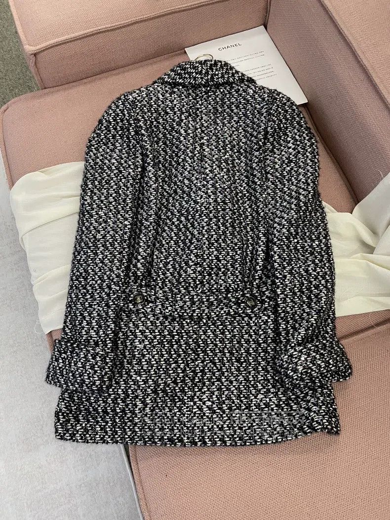 Chanel Chanel Black and white sequined tweed lapel double-breaste Size XS / US 0-2 / IT 36-38 - 3 Thumbnail