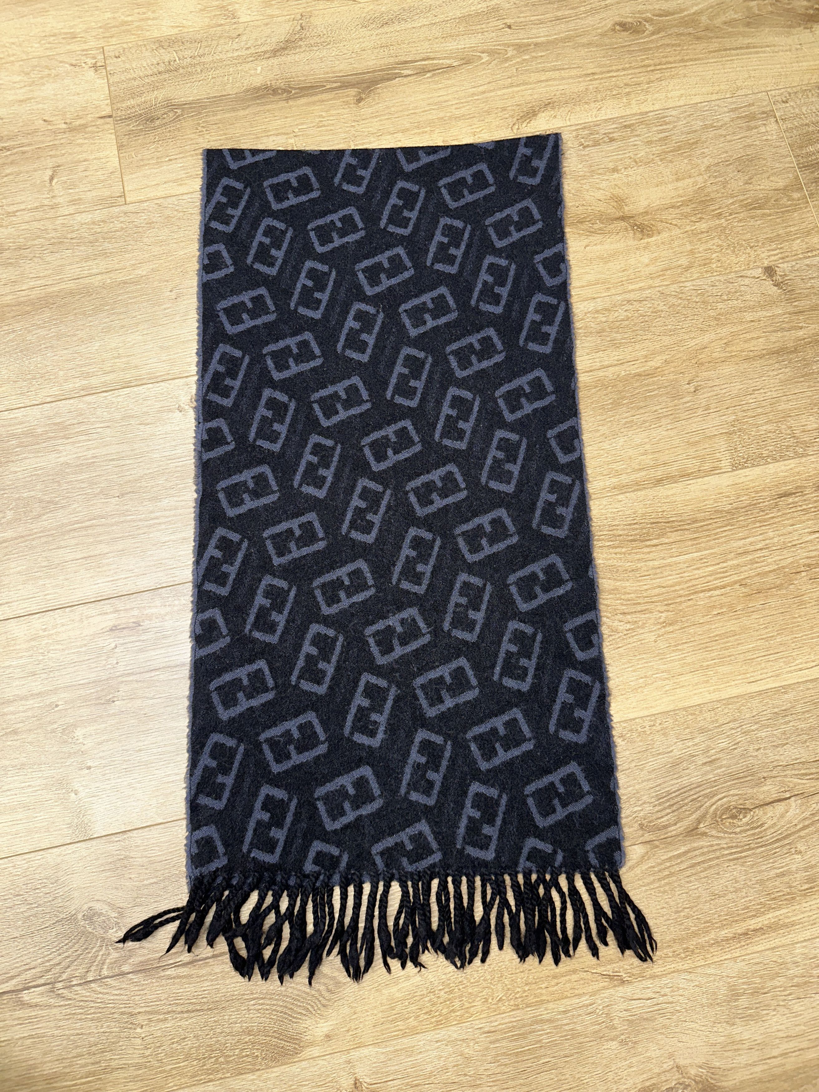 Fendi Fendi Vintage Wool Logo Monogram Scarf 150x35cm Rare Size ONE SIZE - 2 Thumbnail