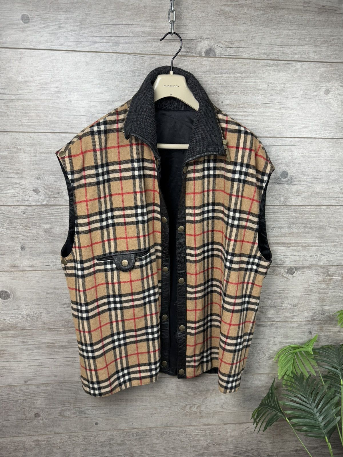 Burberry Burberry Insulated Leather Jacket With An Additional Vest Size US L / EU 52-54 / 3 - 5 Thumbnail