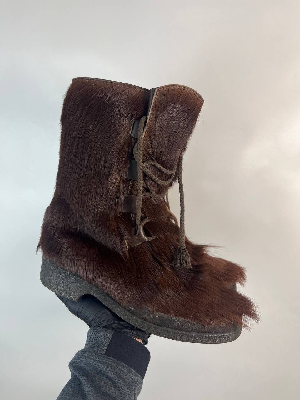Japanese Brand × Yeti Rare Vintage Yeti Boots Y2K size 42 new condition Size US 8.5 / EU 41-42 - 1 Thumbnail