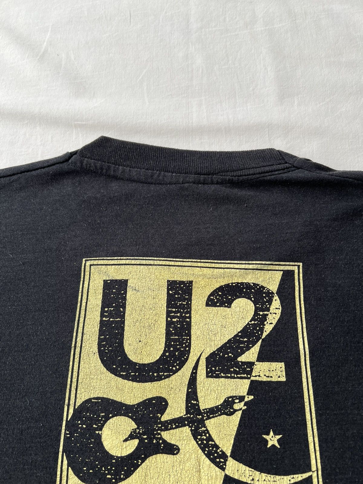 Band Tees Vintage 80s U2 Love Comes To Town Tour B.B. King T-shirt Size US L / EU 52-54 / 3 - 14 Thumbnail