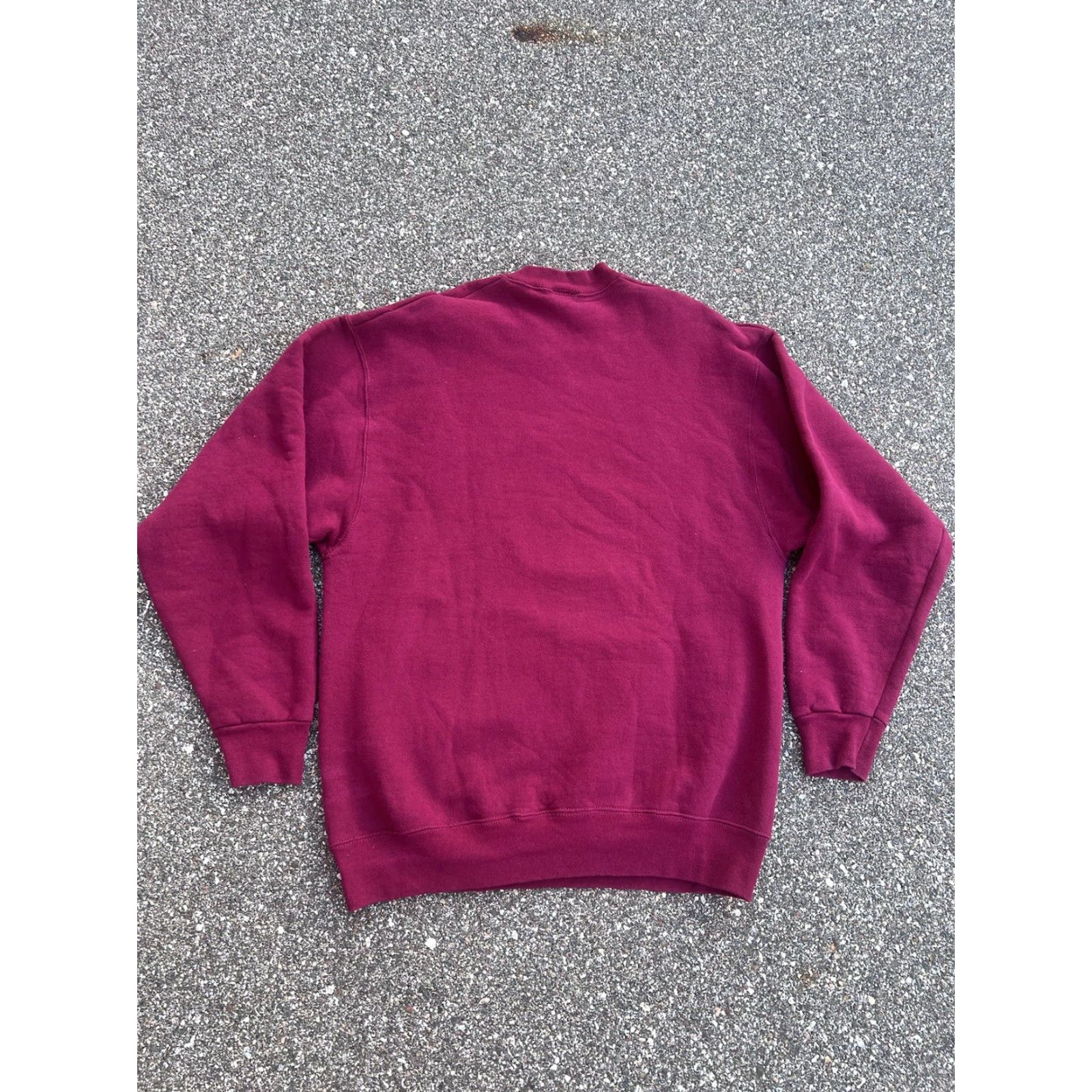 Vintage VINTAGE Warner Bros Tweety Bird Sweatshirt L Red Pullover Large Graphic Print 1996 Mens Sweatshirt Size US L / EU 52-54 / 3 - 2 Thumbnail