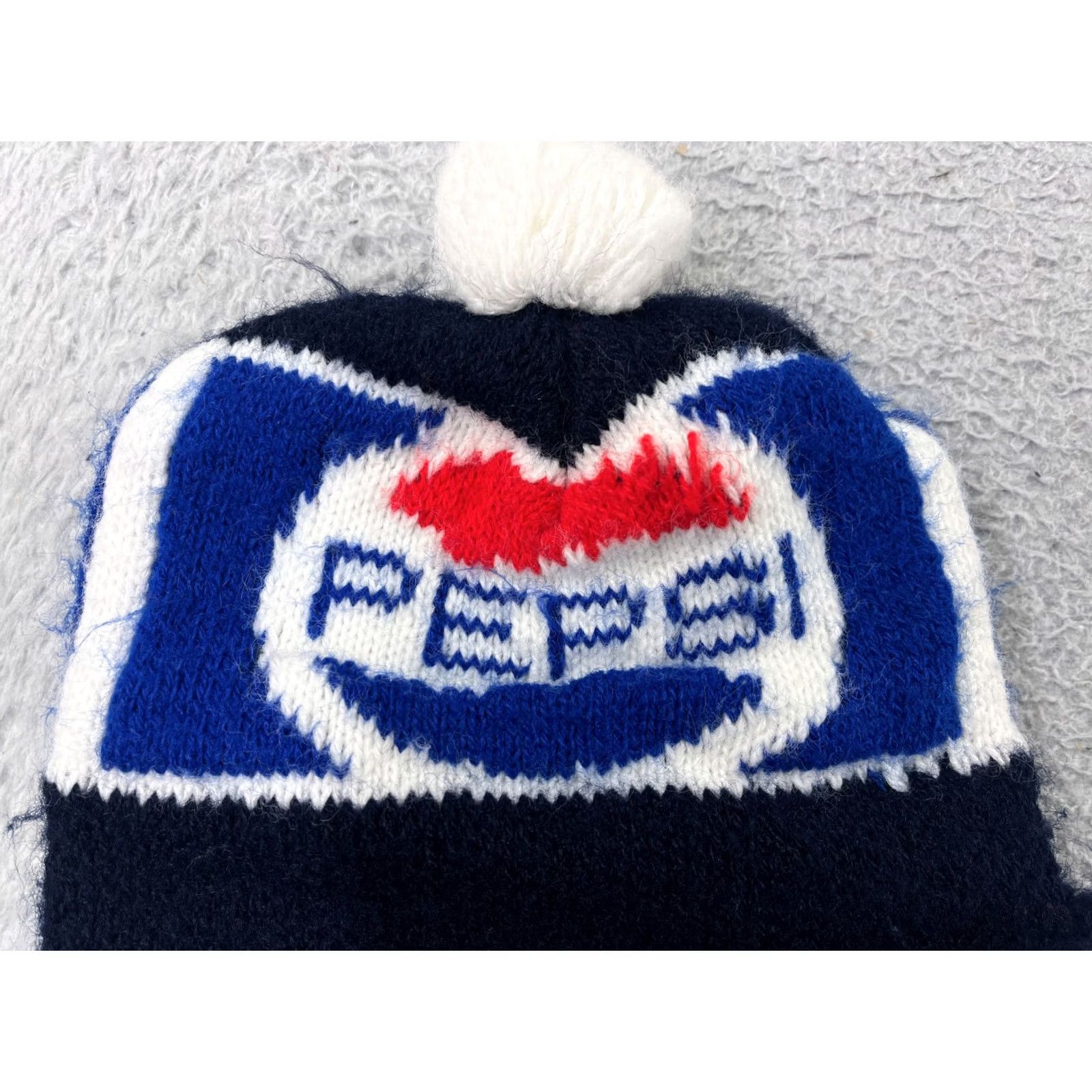 Vintage VINTAGE Pepsi Beanie Toque Adult One Size Blue White Knit Soda 100% Acrylic Pom Hat Mens Beanie Accessories Seasonal Logo Ski 90s Size ONE SIZE - 2 Thumbnail