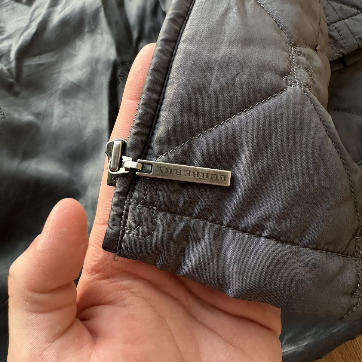 Burberry Vintage Burberry Monogram Diamond Quilted Barn Jacket Coat Size M / US 6-8 / IT 42-44 - 12 Thumbnail