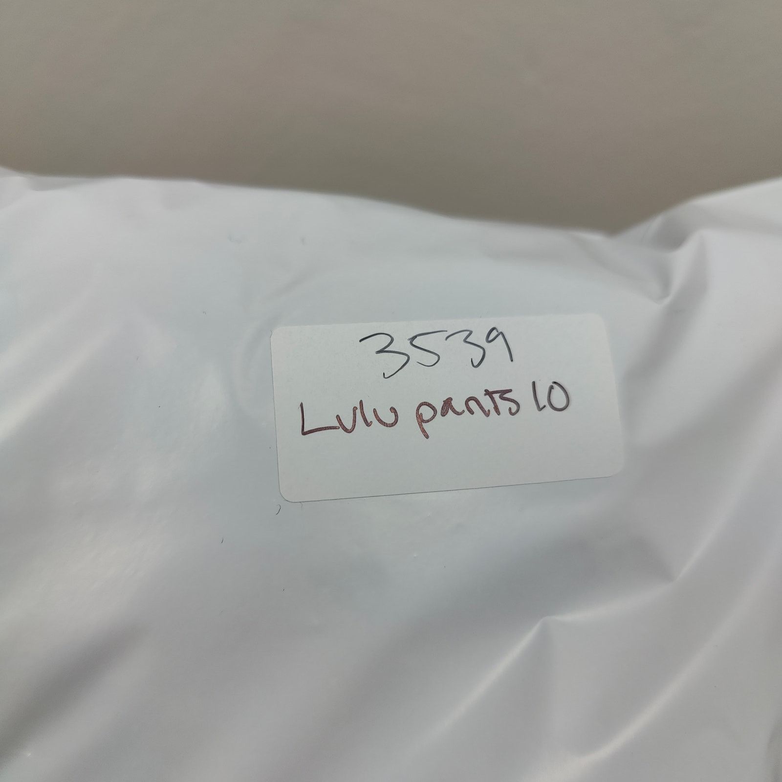 Lululemon Lululemon Sweatpants Womens 10 Black Tapered Cotton Size 32" / US 10 / IT 46 - 8 Thumbnail