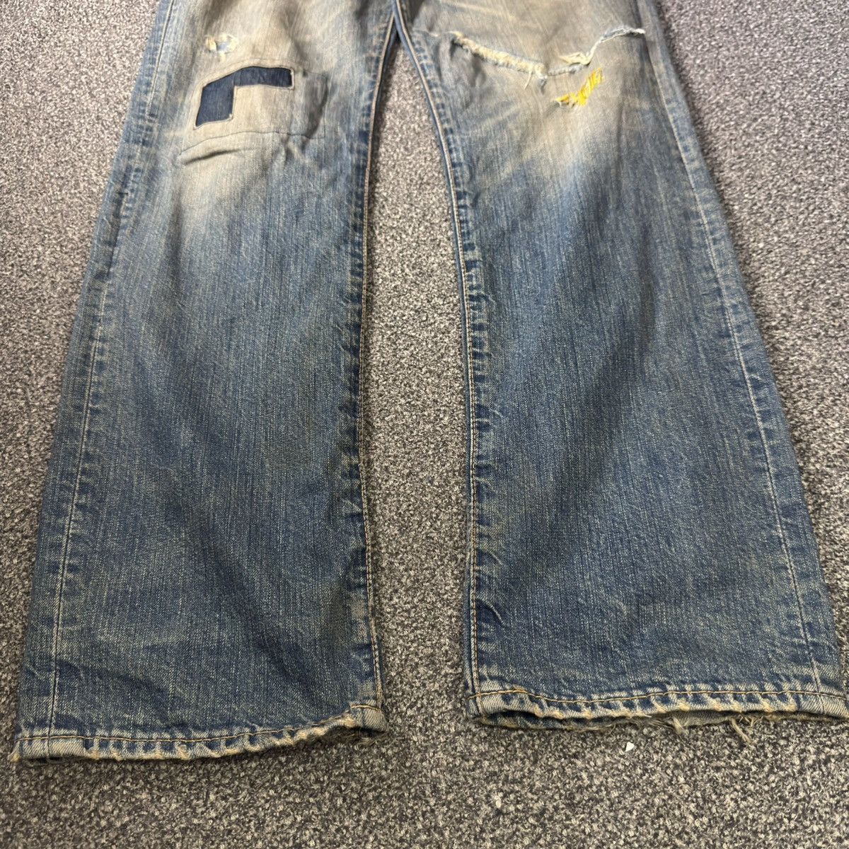 Levi's Vintage 2005 Levis S502 Destroyed Grunge Jeans W34 Size US 34 / EU 50 - 7 Thumbnail