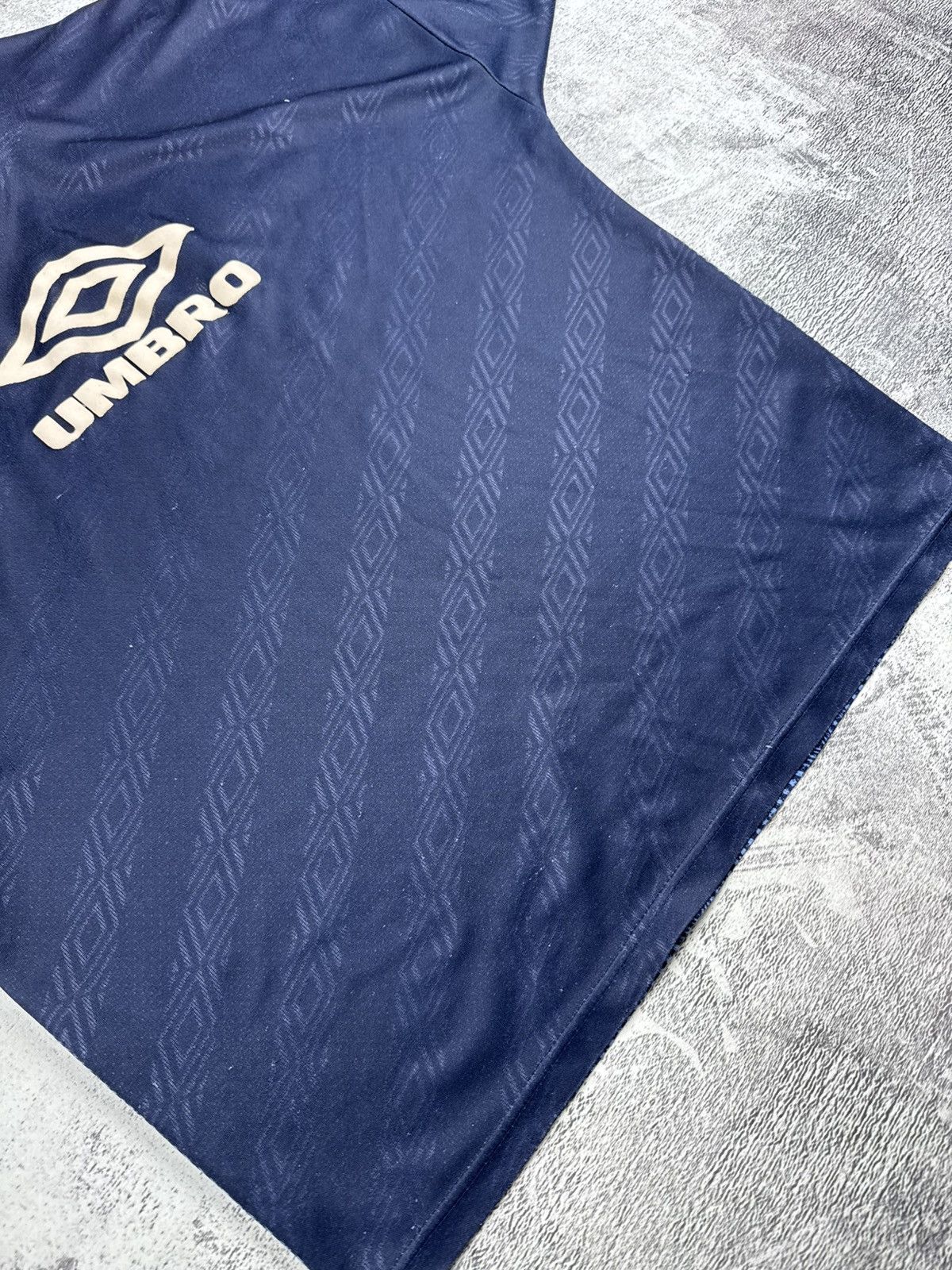 Umbro UMBRO 90S PRO TRAINING 1994/1996 FOOTBALL JERSEY SHIRT TEE Size US M / EU 48-50 / 2 - 19 Thumbnail