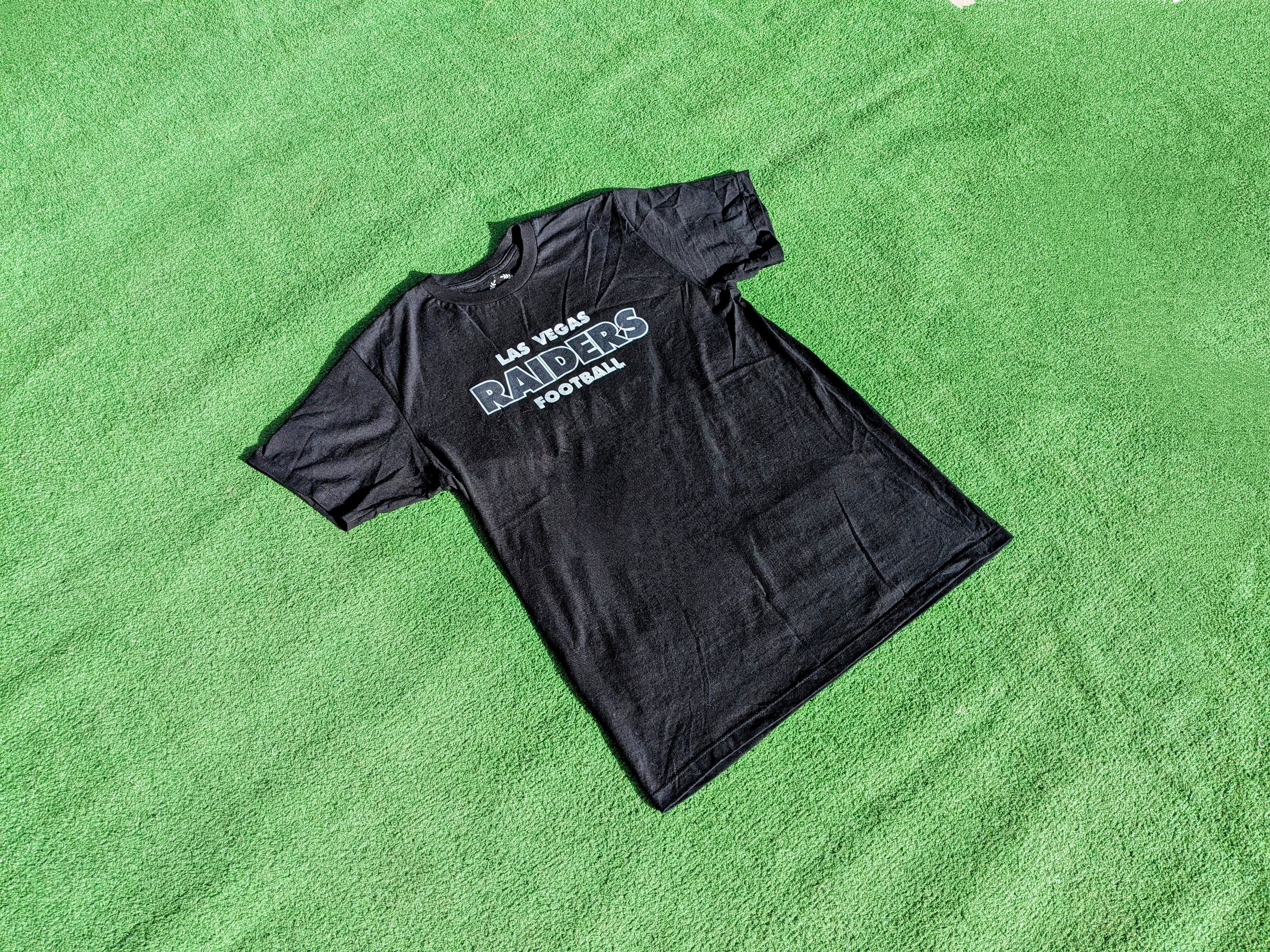 NFL Las Vegas Raiders Football Black & Silver NFL Fan Shirt Size US M / EU 48-50 / 2 - 1 Thumbnail