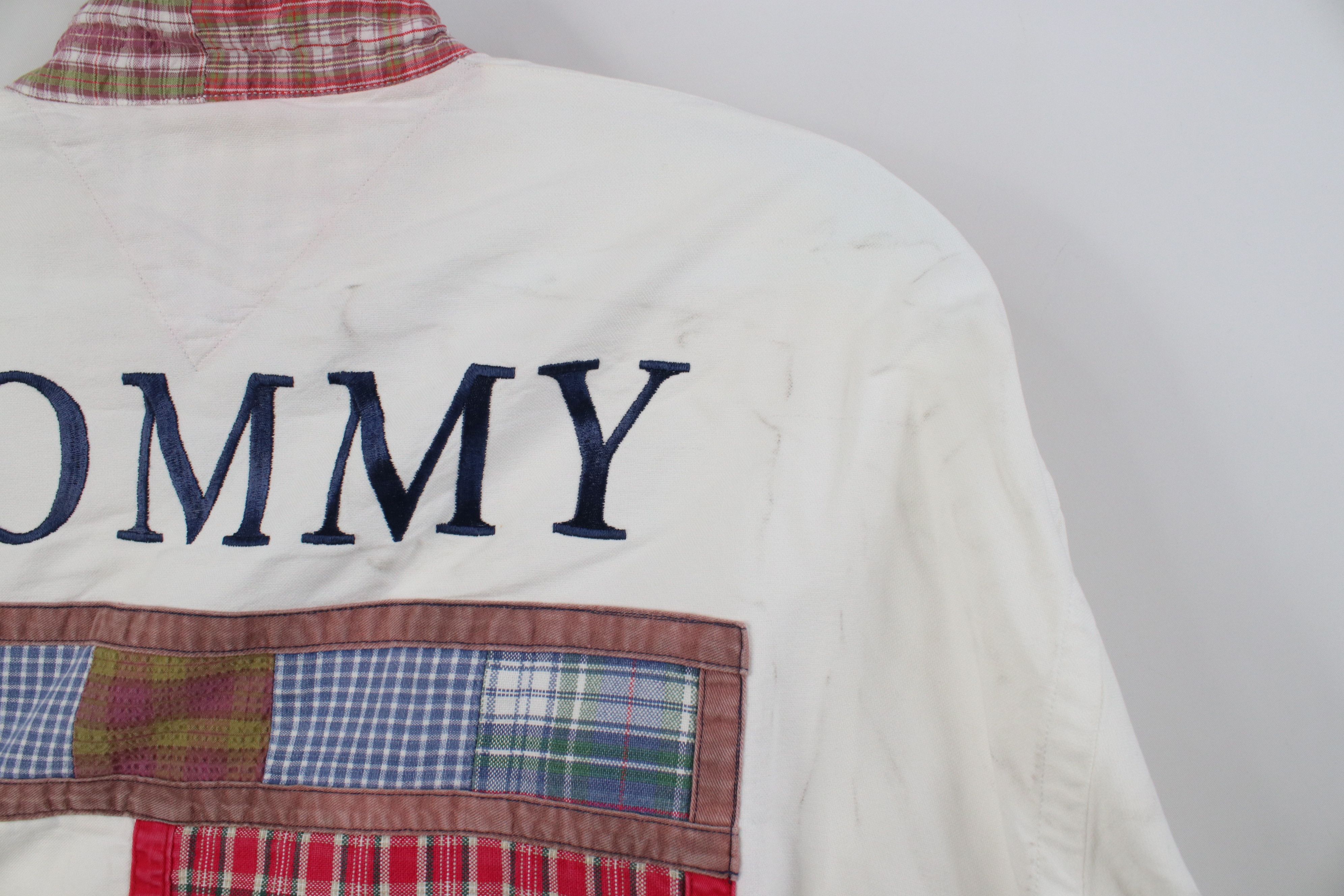Tommy Hilfiger Vintage 90s Tommy Hilfiger Band Collar Button Shirt Size US L / EU 52-54 / 3 - 11 Thumbnail