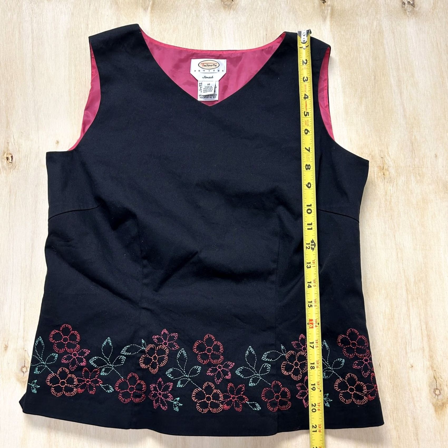 Talbots VINTAGE Talbots Tank Top Womens 10 Petite Black Embroidered Floral V Neck Lined Size L / US 10 / IT 46 - 6 Thumbnail