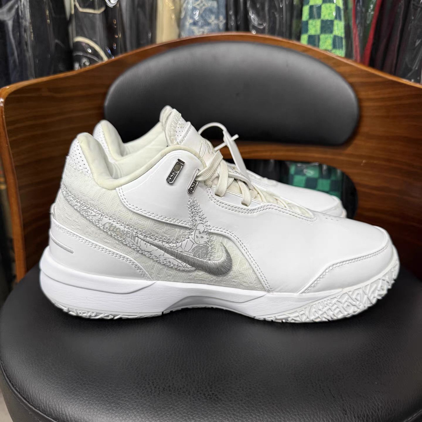 Nike Nike Lebron Nxxt Gen Basketball Shoes k15 Size US 10 / EU 43 - 4 Thumbnail