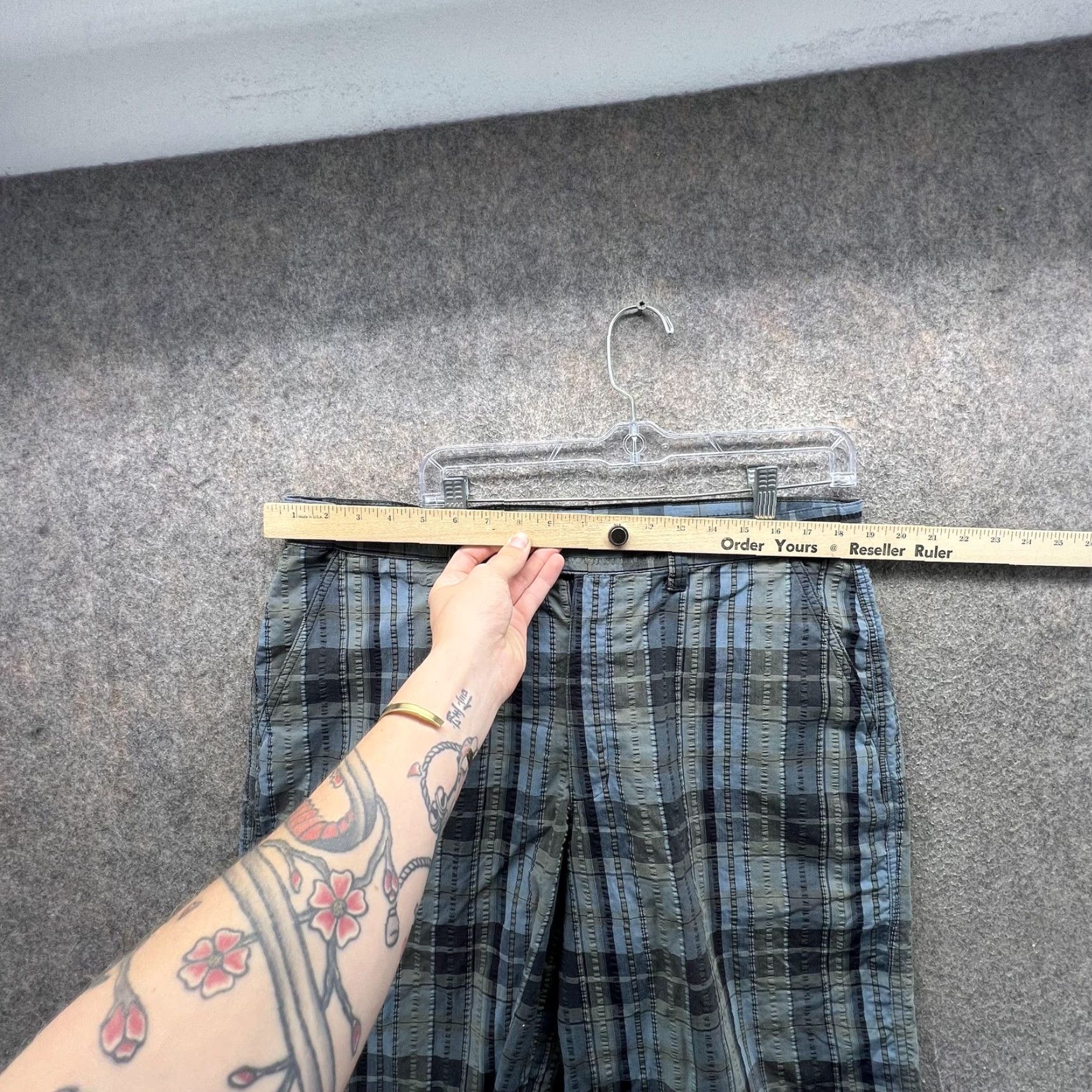 Patagonia Patagonia Shorts Mens 36 Green Plaid Chino Flat Front 10 Inseam Casual Summer Mens Size US 36 / EU 52 - 4 Thumbnail