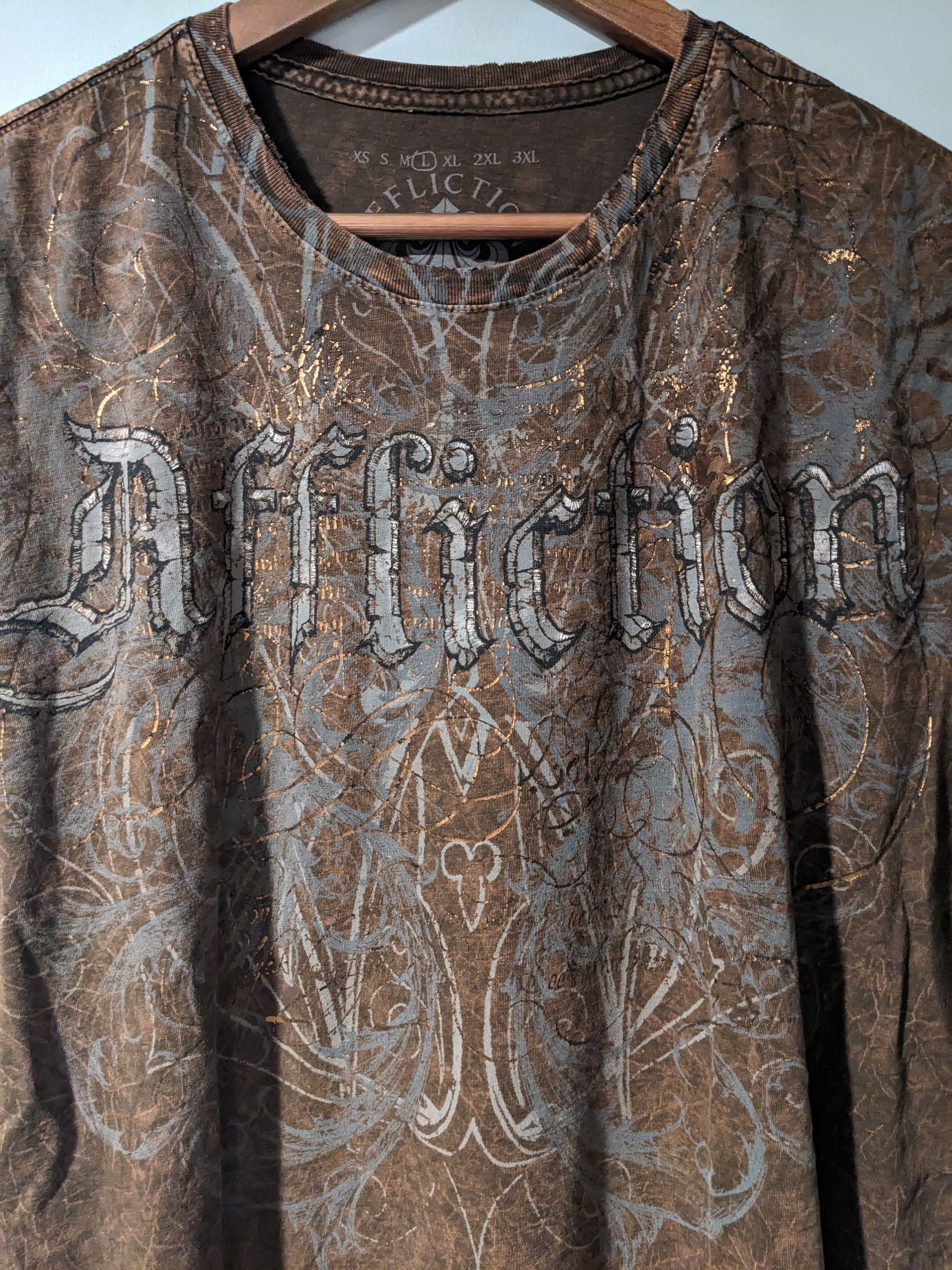 Affliction × Vintage Vintage Y2K Affliction MMA UFC Fighting Gold Foil T-Shirt Size US L / EU 52-54 / 3 - 2 Thumbnail