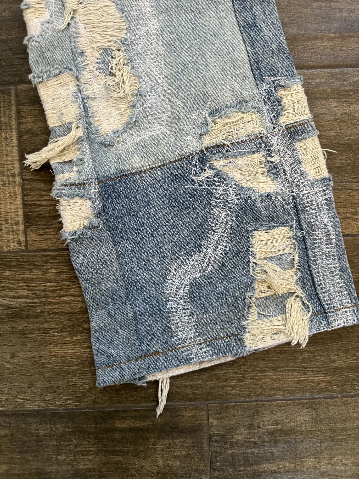 Who Decides War Coliseum Fusion Stained Glass Cathedral Distressed Denim Size US 34 / EU 50 - 14 Thumbnail