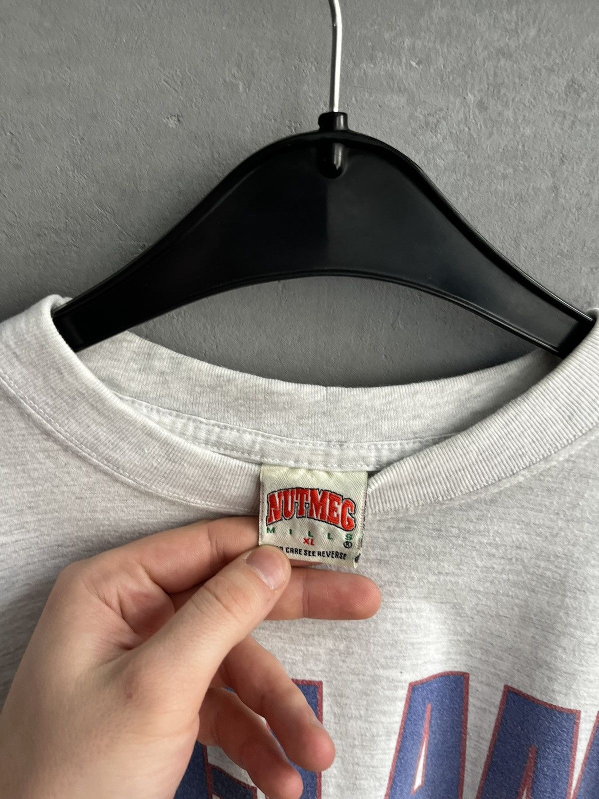 Nutmeg × Vintage Vintage 1995 Nutmeg Taz England Forever Big Logo Tee Size US XL / EU 56 / 4 - 8 Thumbnail