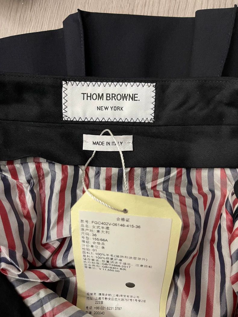 Thom Browne Thom Browne Dark blue classic four-striped wool pleated ski Size 24" / US 00 / IT 34 - 3 Thumbnail