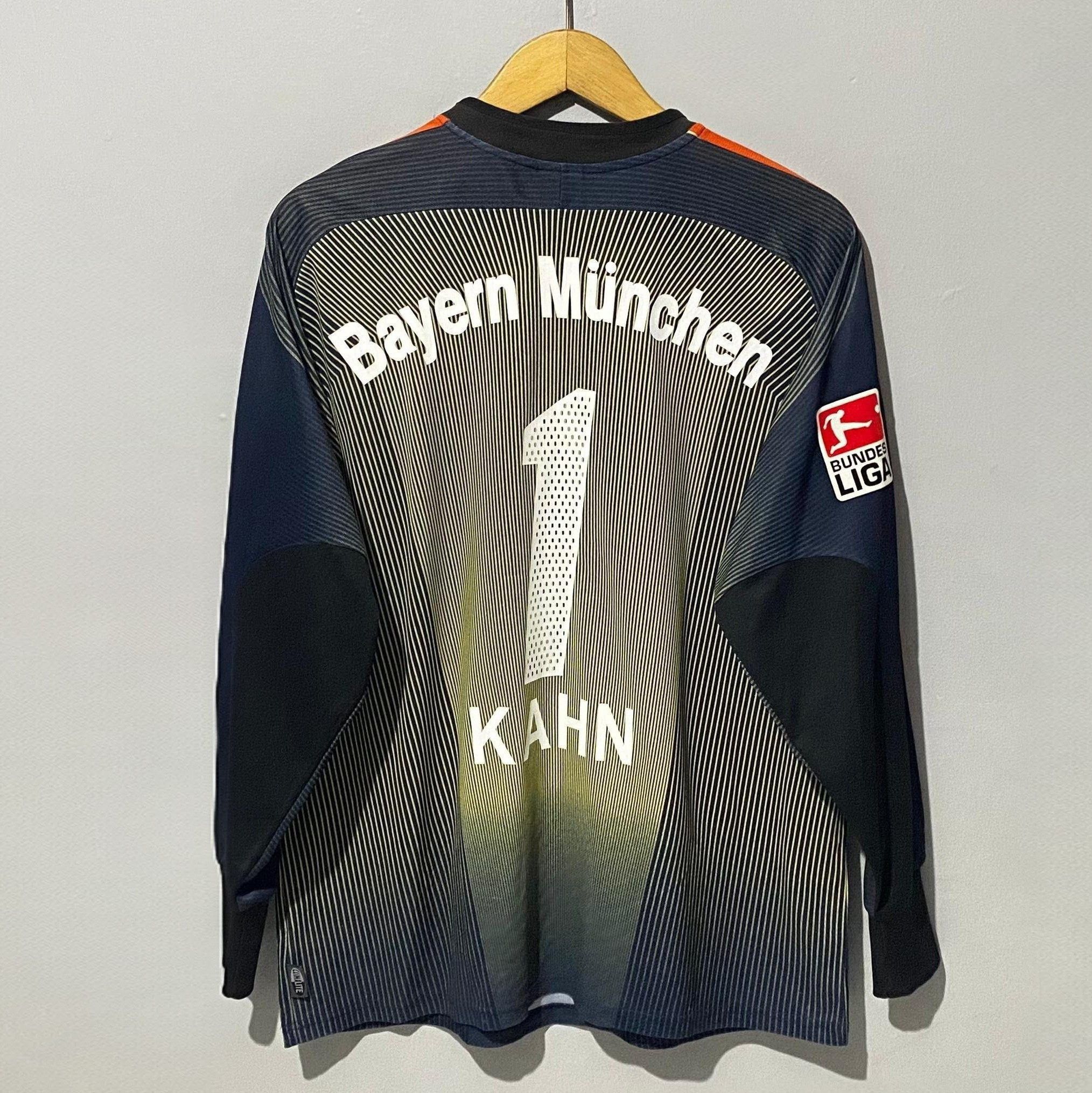 Adidas Bayern Munchen 2003-2004 Goalkeeper Jersey Oliver Kahn Size US L / EU 52-54 / 3 - 2 Thumbnail