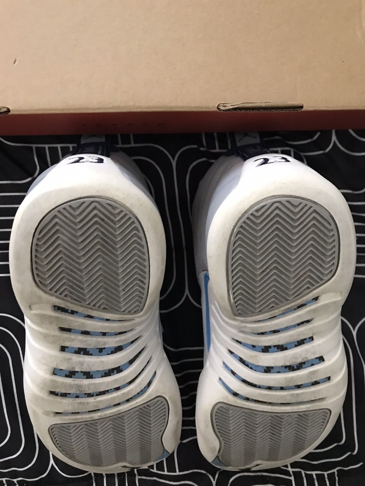 Jordan Brand × Nike Jordan 12 university blue Size: 9.5 Size US 9.5 / EU 42-43 - 7 Thumbnail
