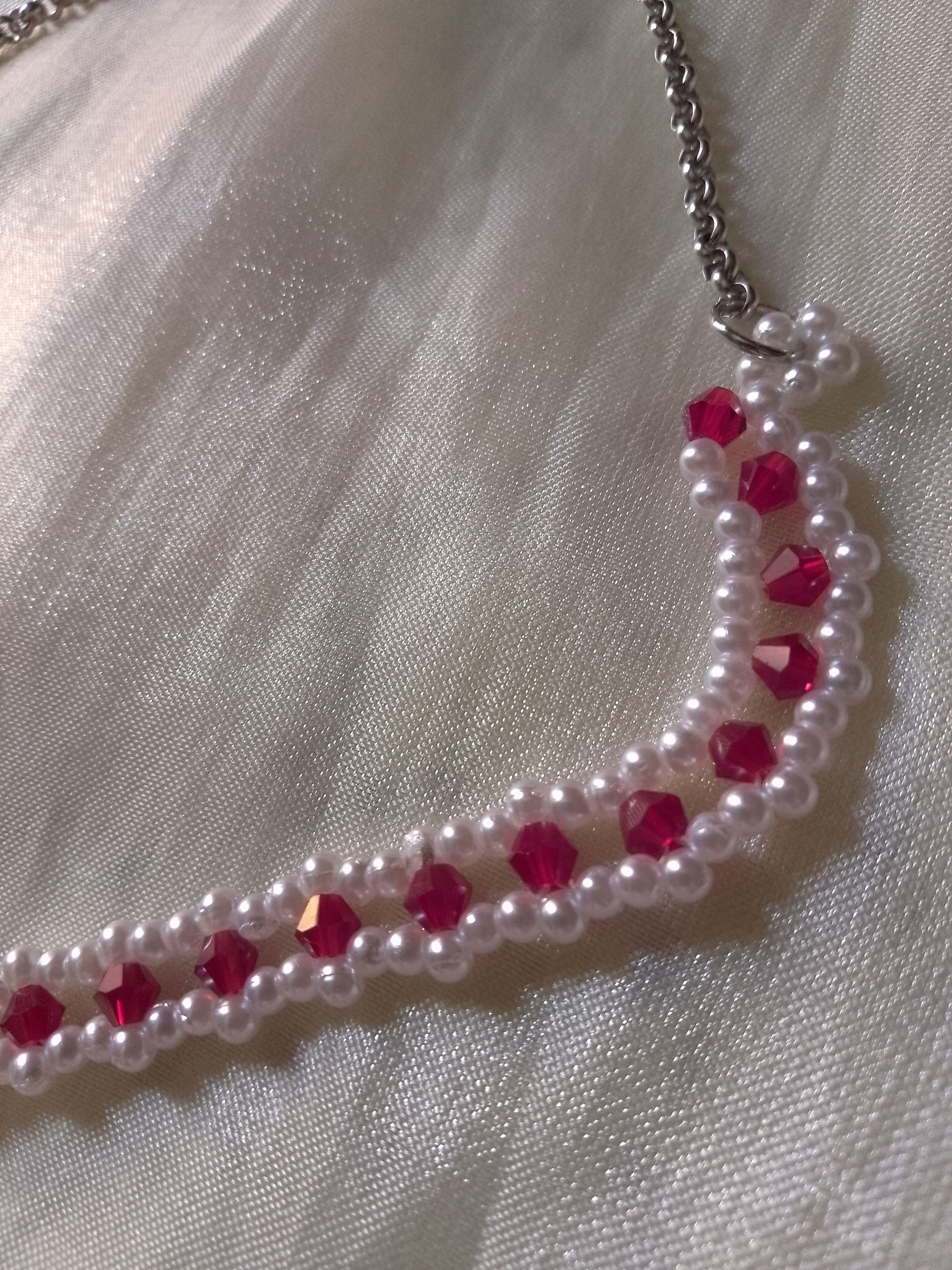 Handmade Necklace choker Red White Red Carnelian gemstone Size ONE SIZE - 6 Thumbnail