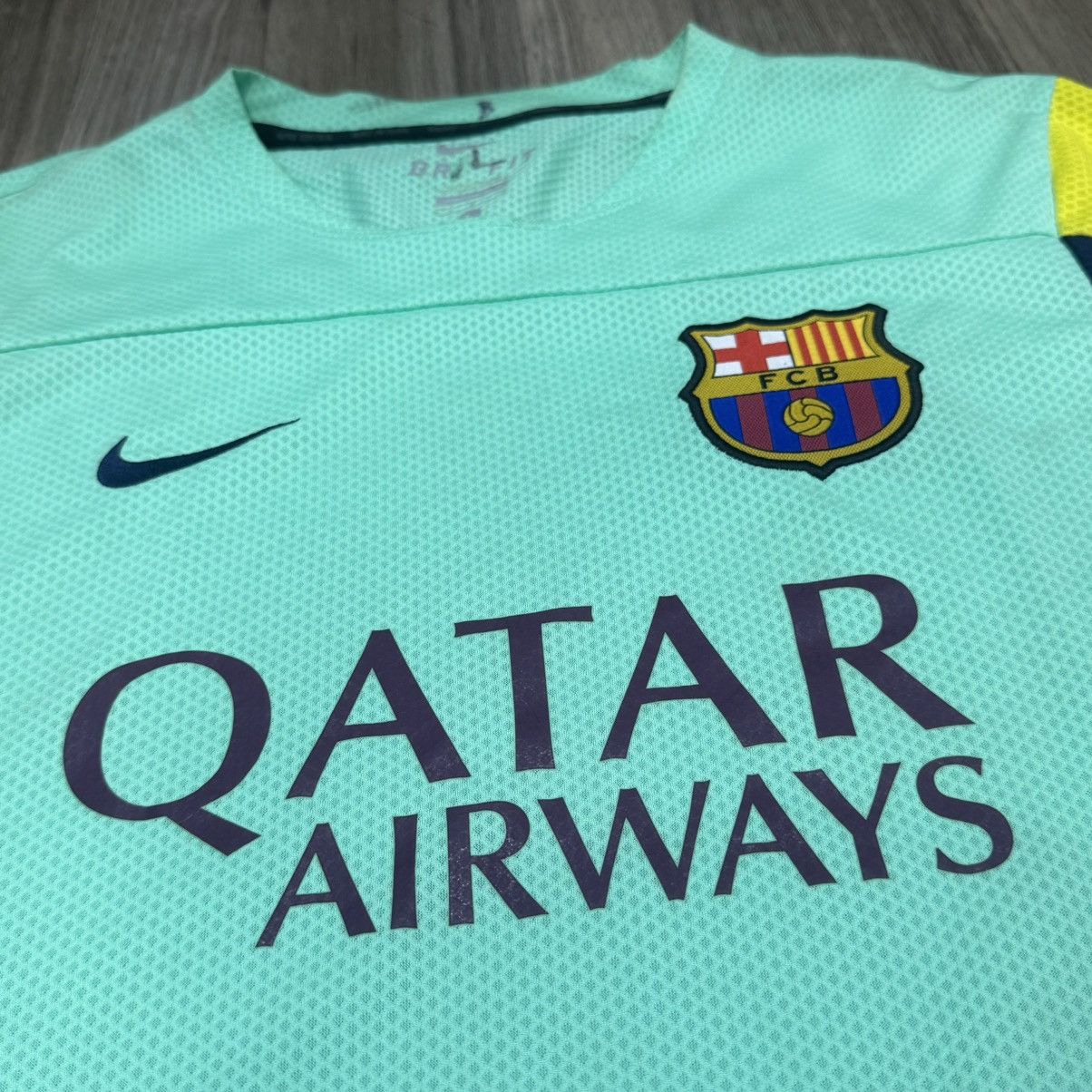 Nike Barcelona 13/14 player issued/worn training top Size US L / EU 52-54 / 3 - 3 Thumbnail