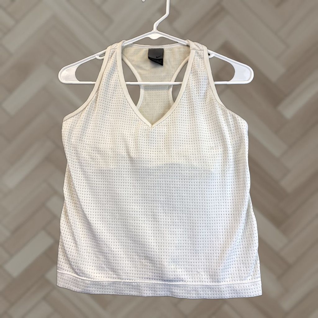 Nike nike tank Size S White Built-In Bra Women Tank Sleeveless Activewear Regular Size S 92-36 Size ONE SIZE - 1 Thumbnail