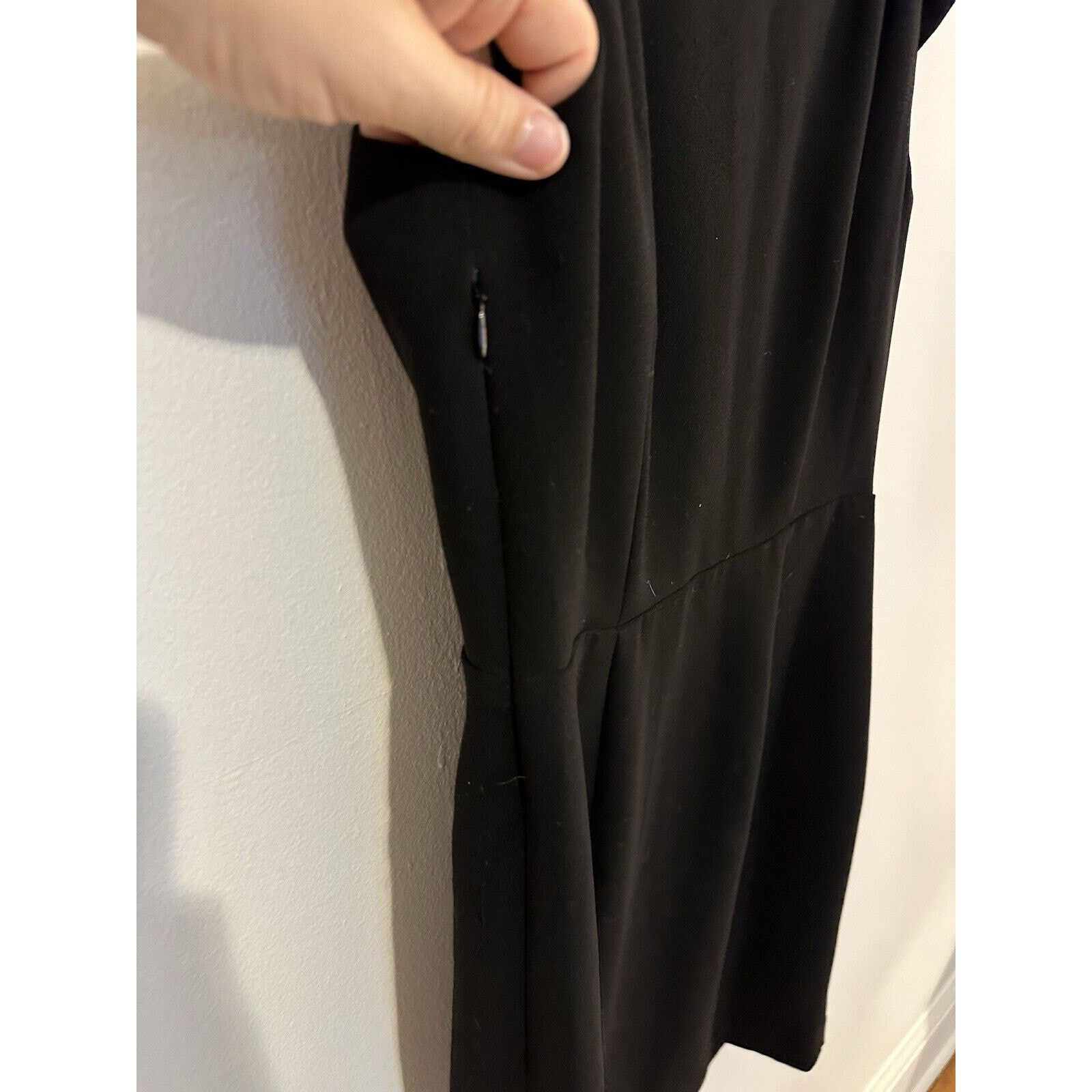 Loft Ann Taylor Black Dress Size 4P Petites Loft Bow V Neck Size S / US 4 / IT 40 - 7 Thumbnail