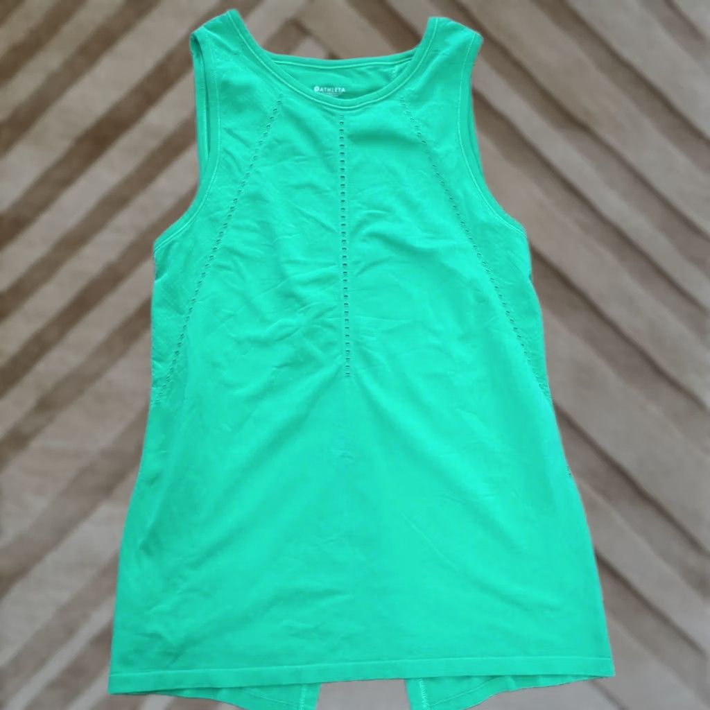 Athleta Athleta Tank Green Sleeveless Round Neck 100% Nylon Womens XS Pullover Activewear Modern Baseball? Size XS / US 0-2 / IT 36-38 - 1 Thumbnail