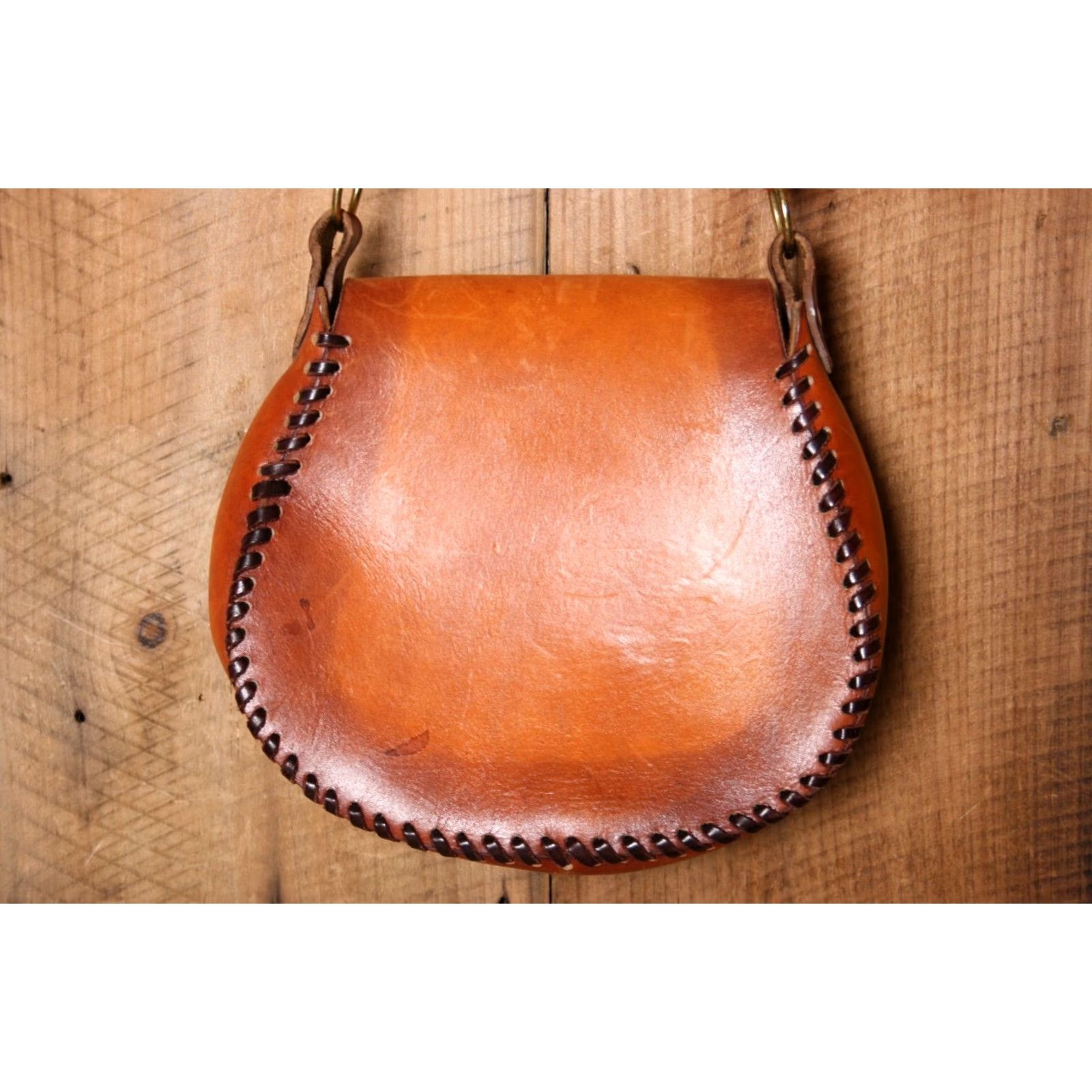 Vintage VINTAGE Tooled Tanned Leather Turn Lock Shoulder Bag Women Leather Bag Size ONE SIZE - 5 Thumbnail