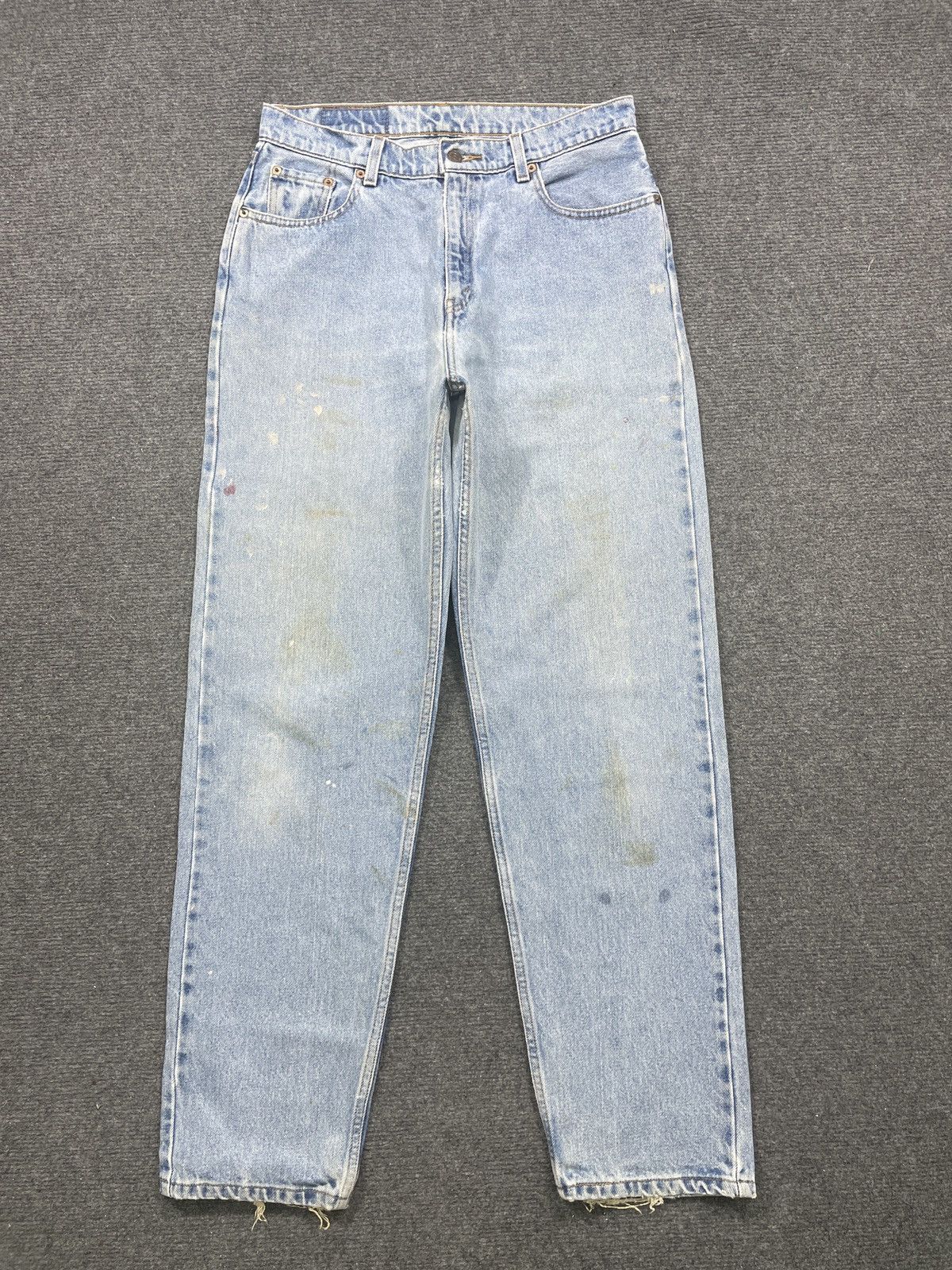 image of 90's Levis 560 Light Wash Jeans in Blue Denim, Men's (Size 30)