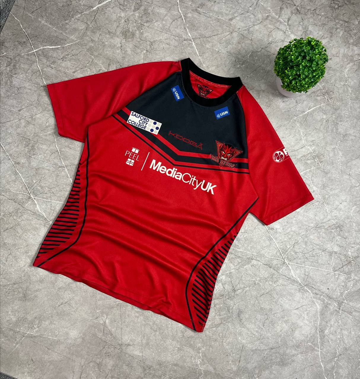 Vintage Salford City Reds Devis 2014 Super League T-Shirt Kooga Size US L / EU 52-54 / 3 - 2 Thumbnail