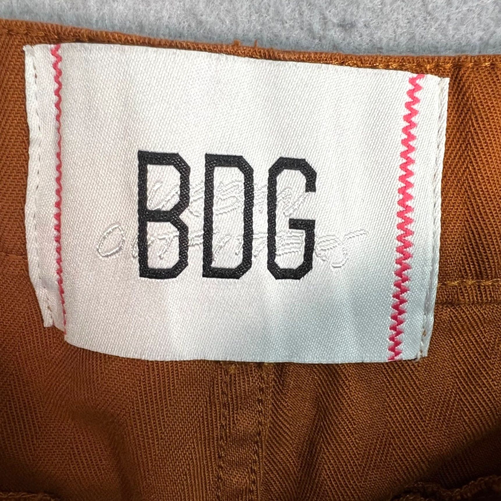 Bdg BDG Womens Cargo Pants Brown 28 100% Cotton Straight Leg High Rise Mens Womens Girls Boys? Size 28" / US 6 / IT 42 - 3 Thumbnail
