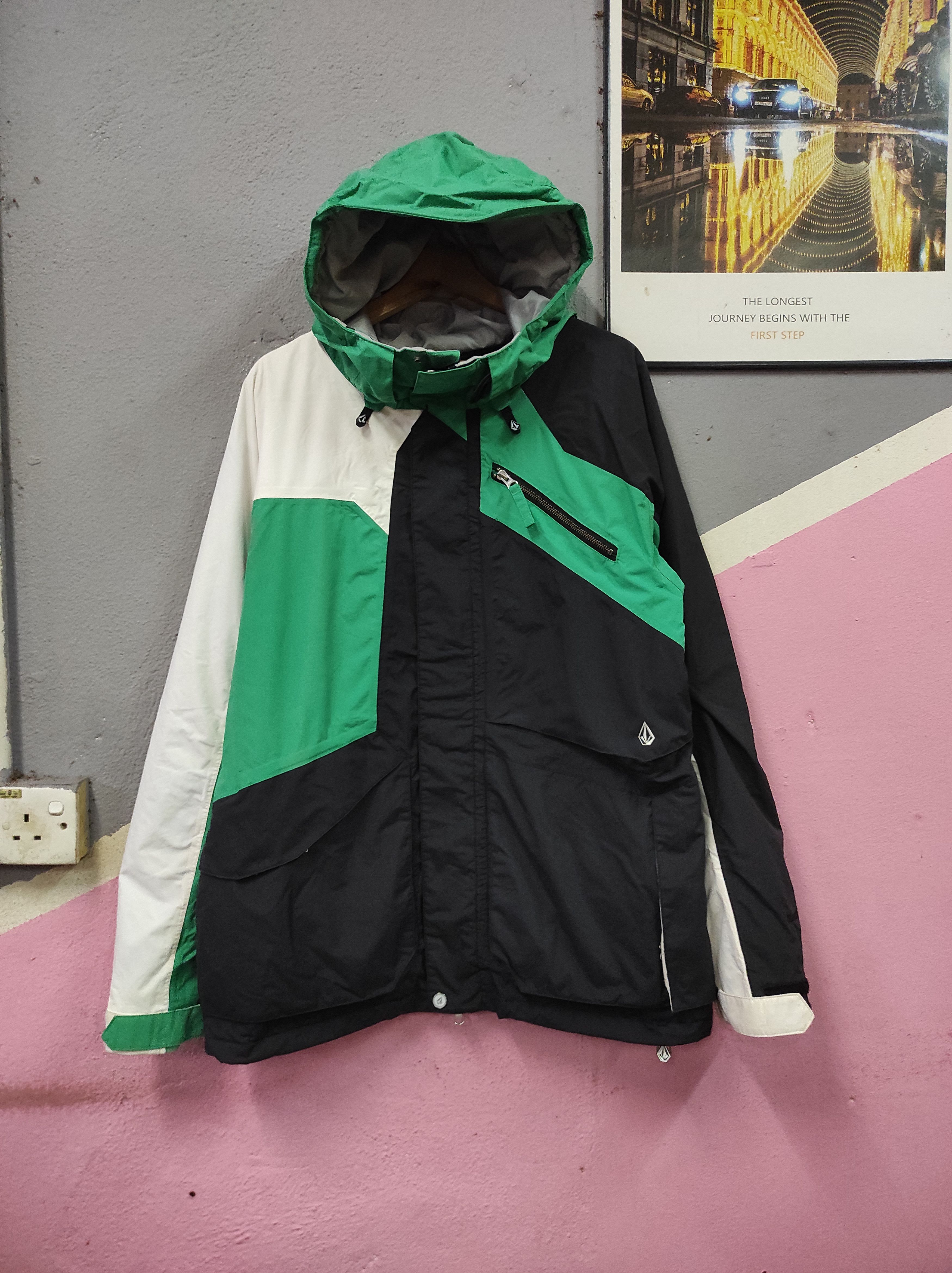 Volcom Volcom Nimbus Snowboard Ski Jacket L | Grailed
