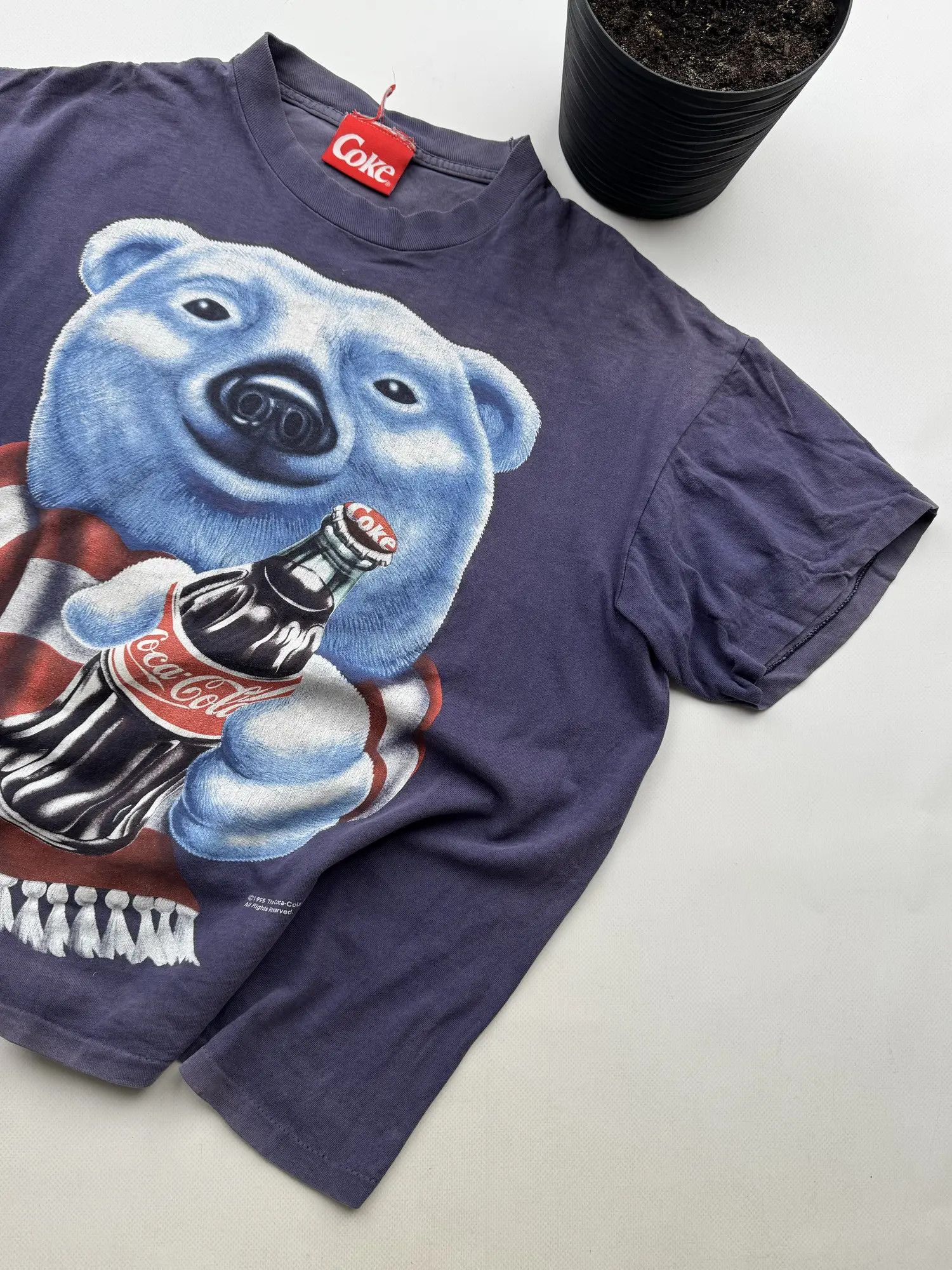 Coca Cola Coca Cola 1995 Vintage Thrashed T-Shirt (459) Size US L / EU 52-54 / 3 - 3 Thumbnail