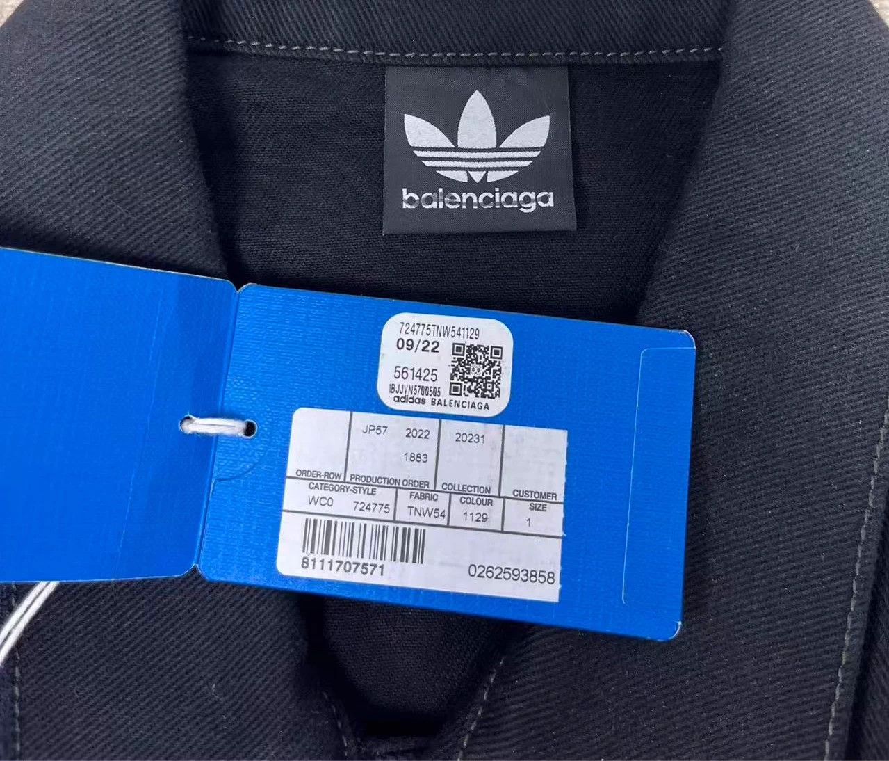 Balenciaga Balenciaga x adidas Logo Stripe Denim Oversized Unisex Black Size L / US 10 / IT 46 - 5 Thumbnail