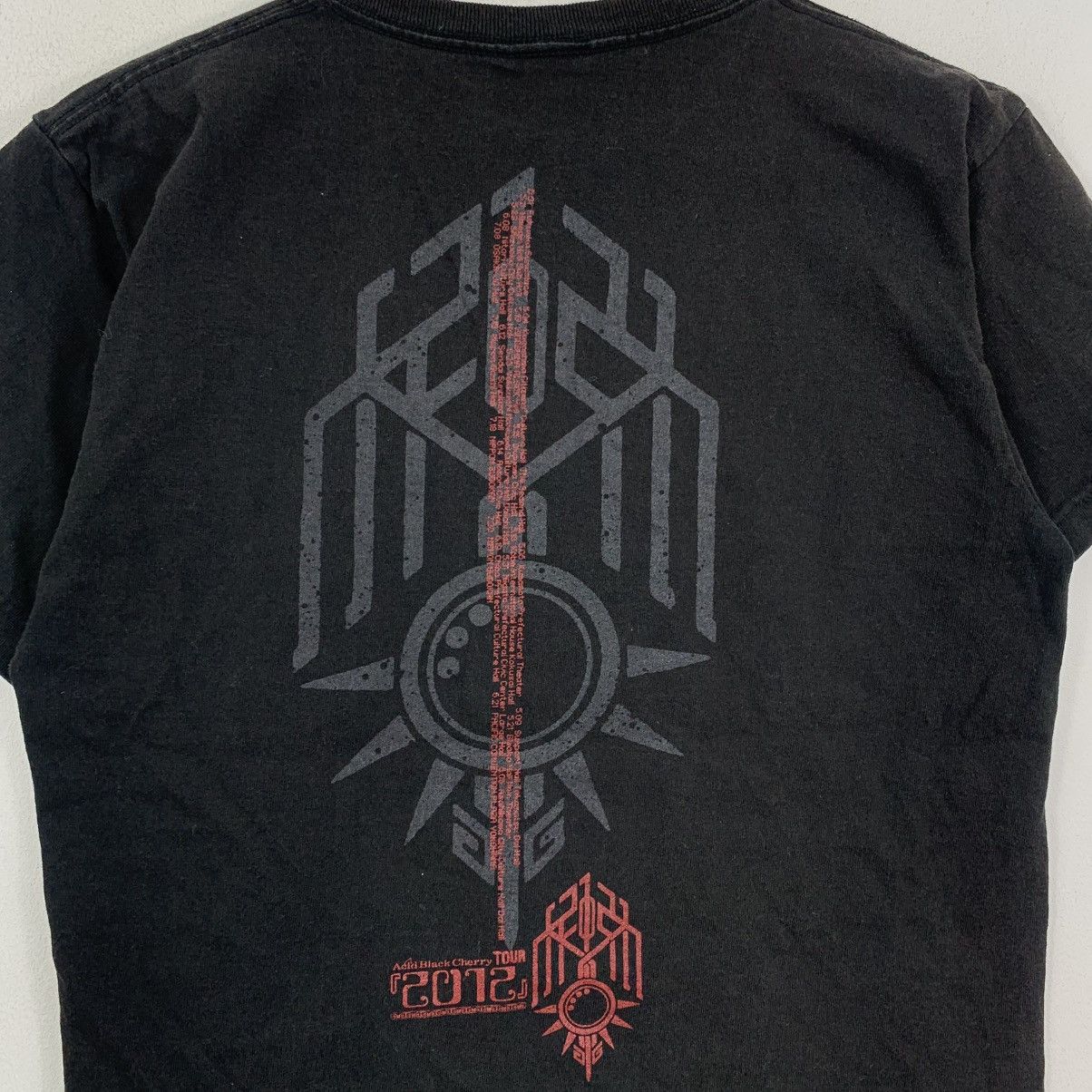 Japanese Brand ACID BLACK CHERRY 2012 Japanese Band Concert Tshirt Size US S / EU 44-46 / 1 - 4 Thumbnail