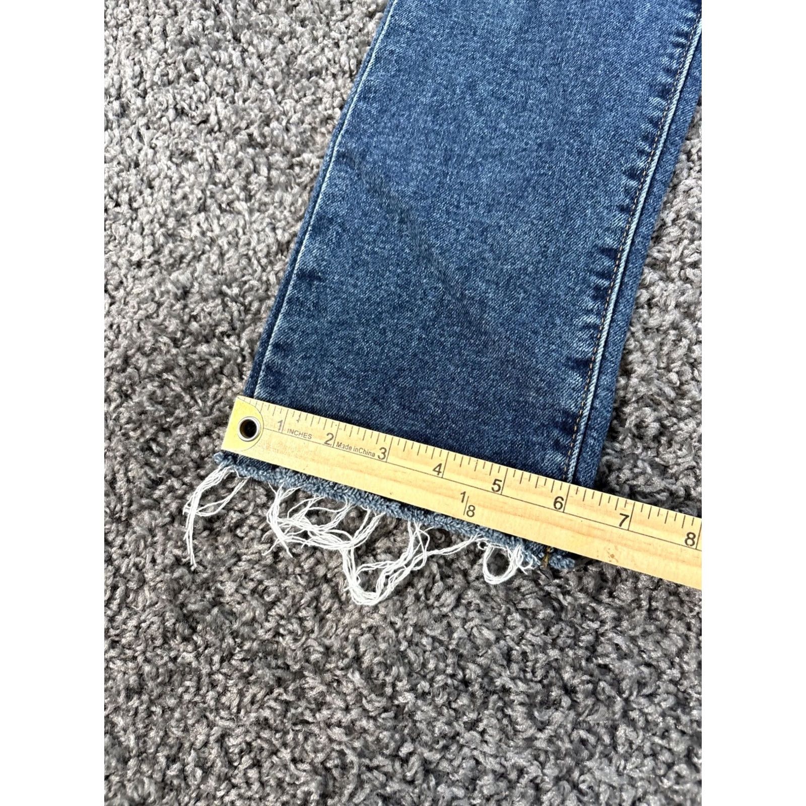 Levi's Levi'S Premium Womens 27x28 Wedgie Straight Fray Hem Classic Button Fly Blue Denim Size ONE SIZE - 3 Thumbnail