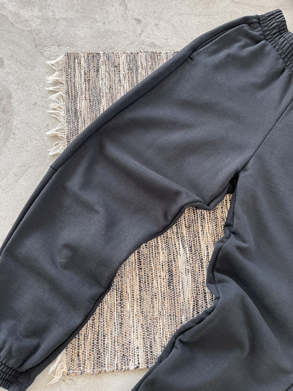 Adidas × Vintage Vintage Adidas Sweatpants Black Y2K Baggy Fit Rare pants Size 32" / US 10 / IT 46 - 5 Thumbnail