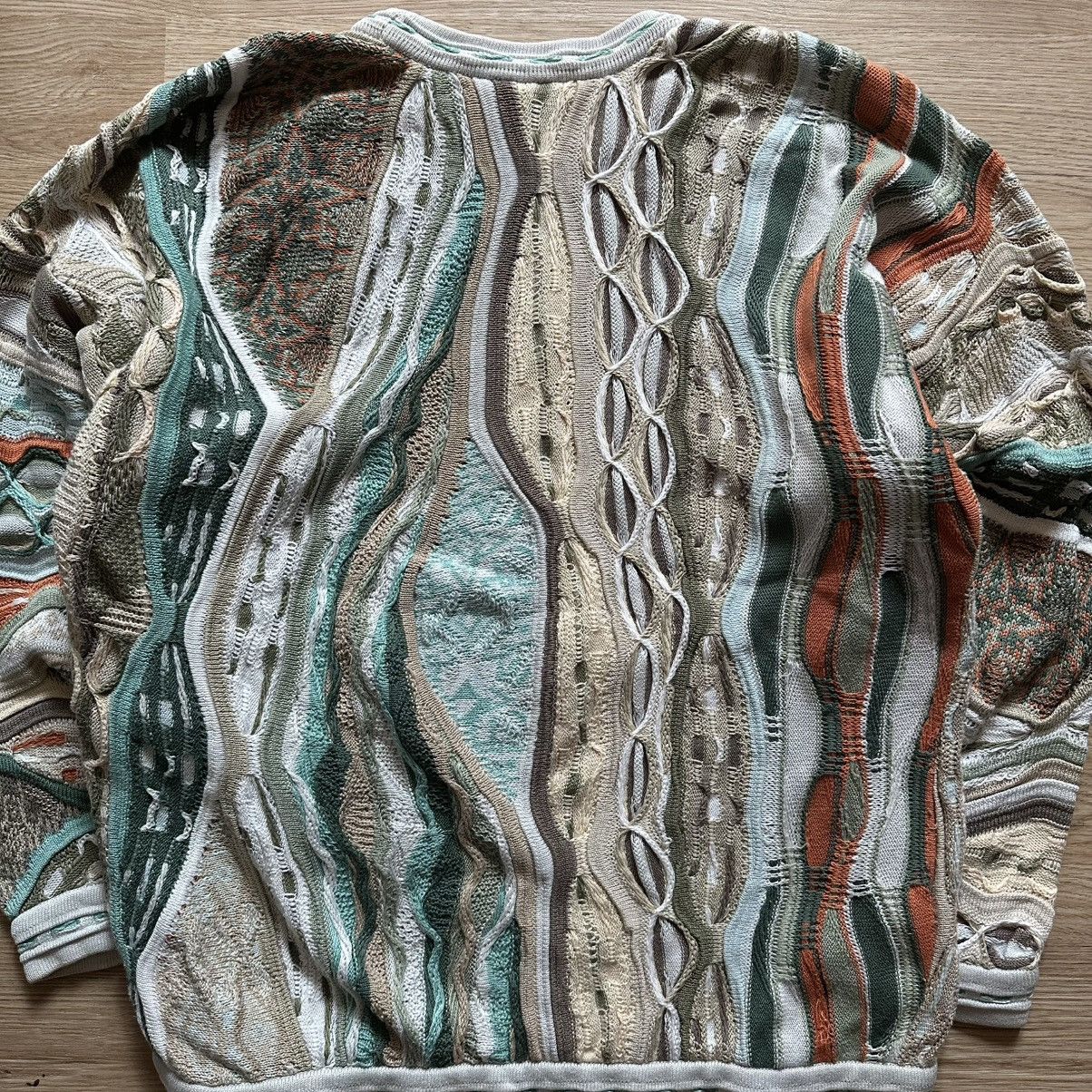 Coogi Vintage Coogi 3D Sweater Size US S / EU 44-46 / 1 - 6 Thumbnail