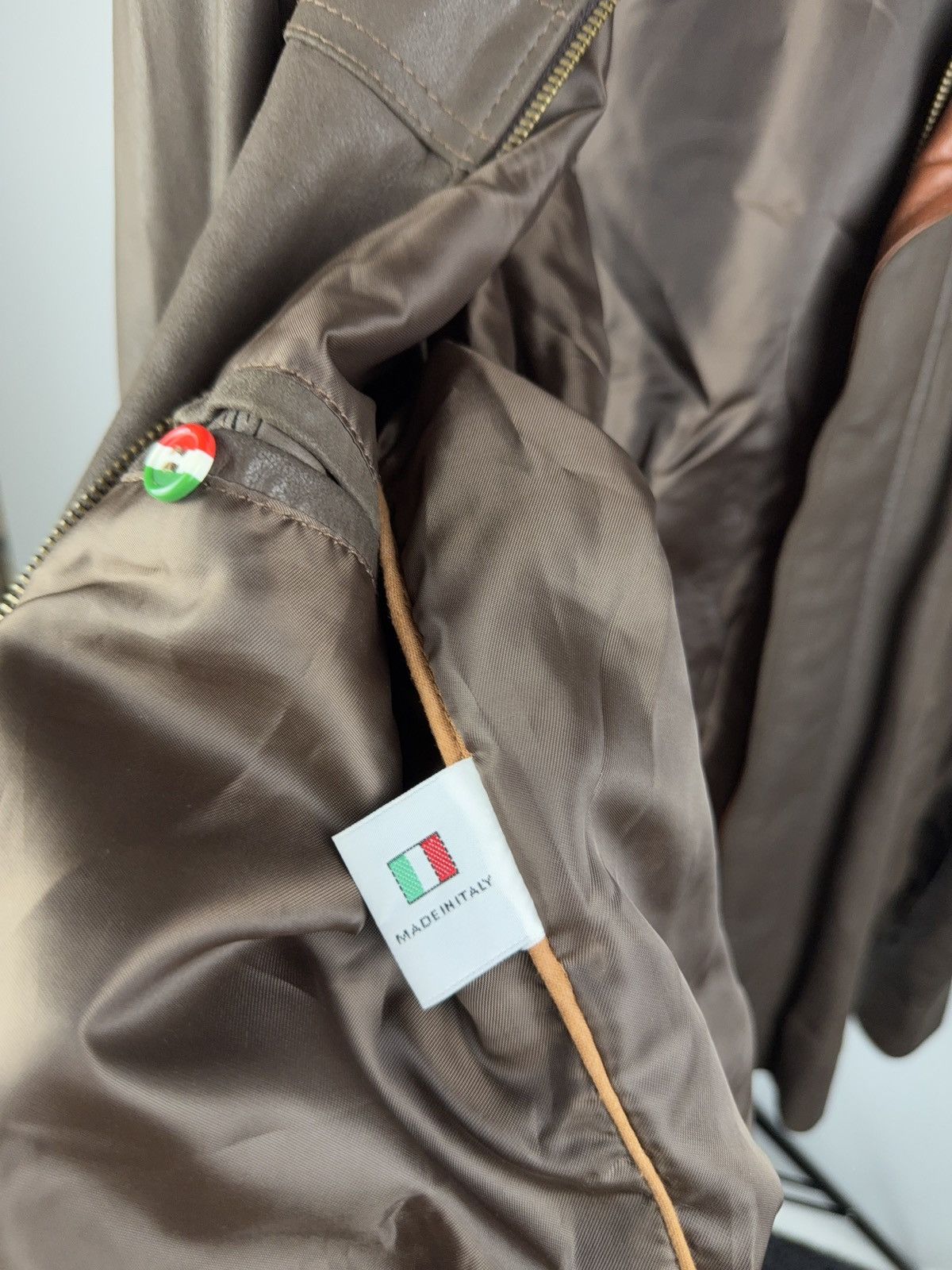 Other Vintage 90s VIMAPEL Leather Bomber Jacket Made in Italy 52 Size US L / EU 52-54 / 3 - 9 Thumbnail
