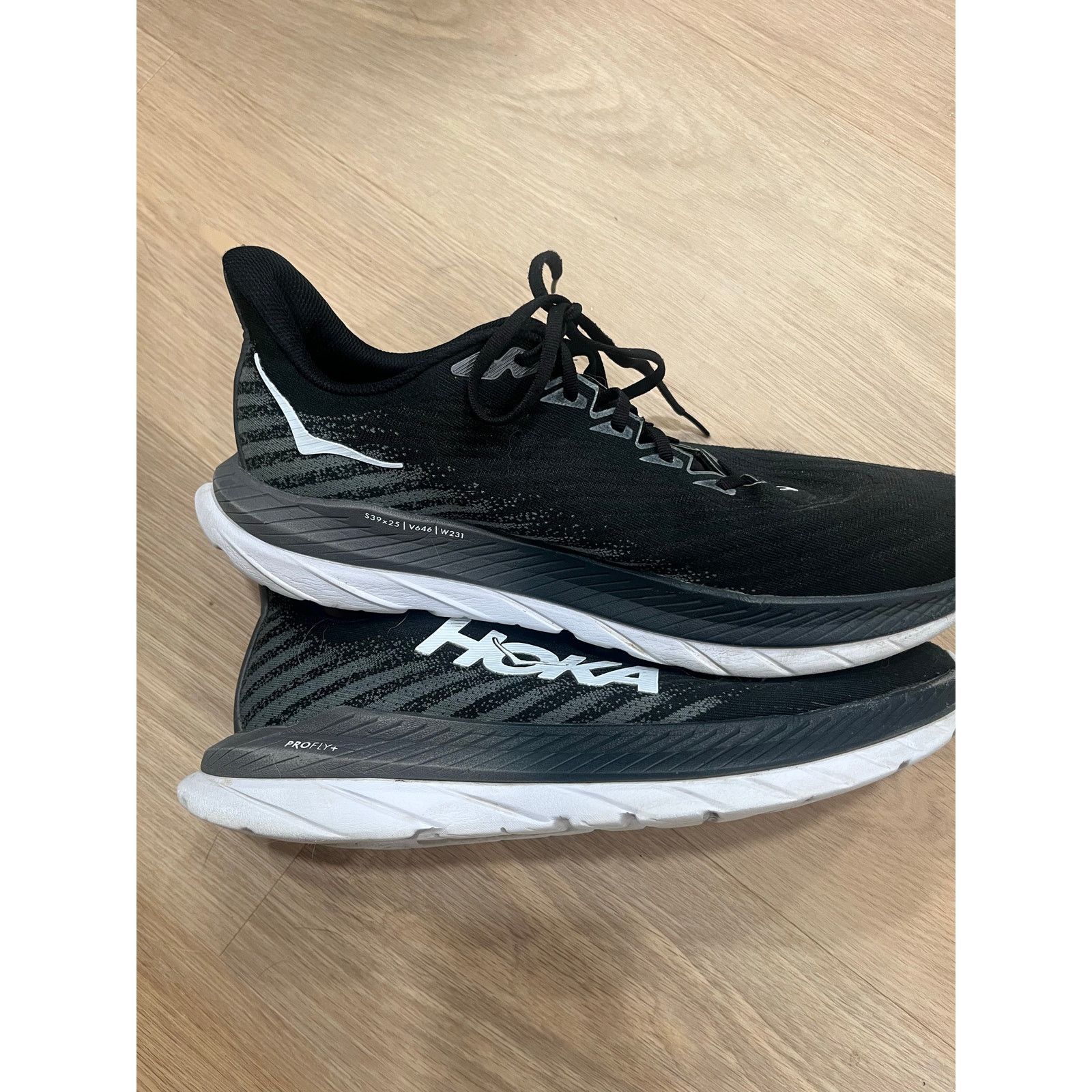 Hoka Hoka Mach 5 Shoes Mens Size: 13 D Black White ProFly Size US 13 / EU 46 - 1 Thumbnail