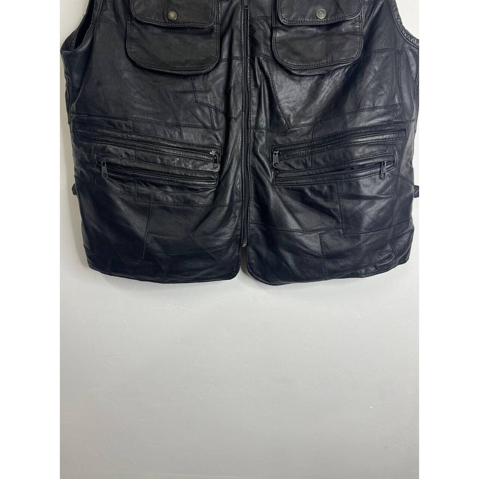 Vintage Vintage Black Leather Utility Biker Vest Multi-Pocket XL Size US XL / EU 56 / 4 - 2 Thumbnail