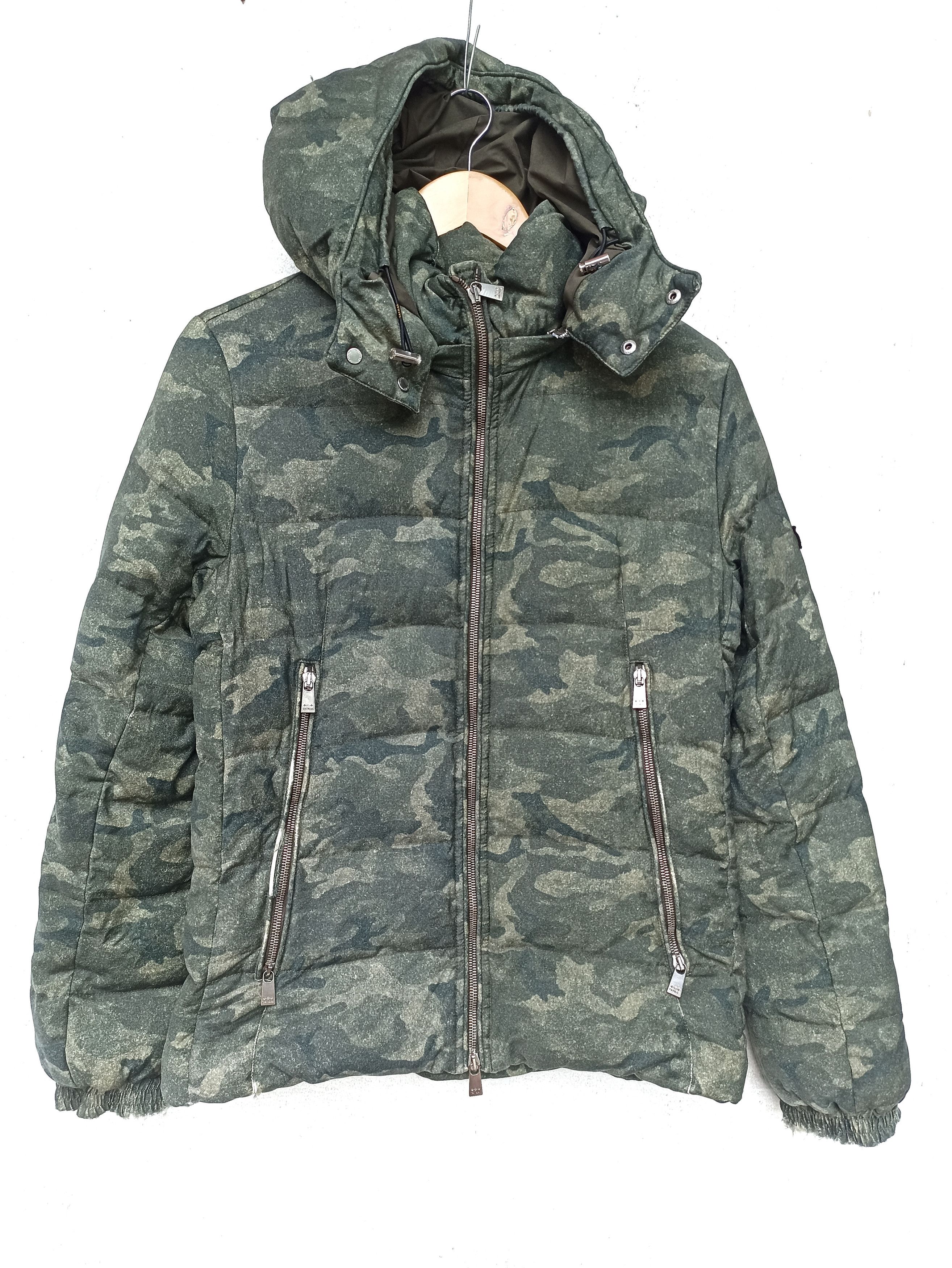 ダウンジャケット Tatras Army Green Nylon Taro Down Jacket TATRAS Army Green Nylon Taro Down Jacket | italist