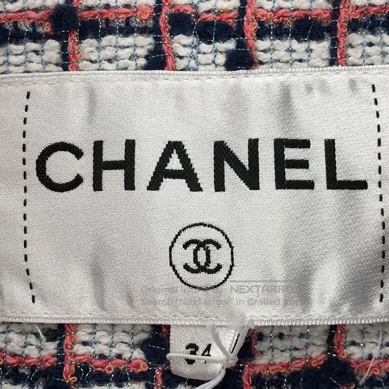 Chanel Chanel 19P silhouette four-pocket white tannin jacket Size XXS / US 00 / IT 34 - 5 Thumbnail