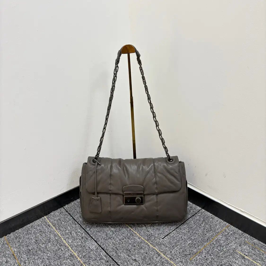 Prada PRADA grey sheepskin shoulder bag Size ONE SIZE - 1 Thumbnail