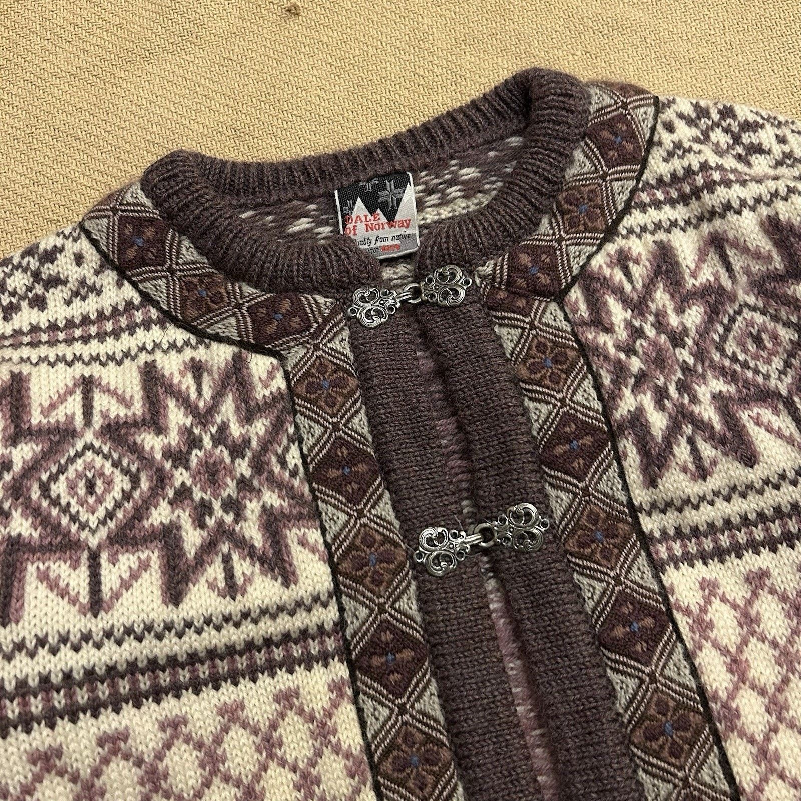 Dale Of Norway Vintage Cardigan Wool Knit Fair Isle Metal Clasp Sweater XS Size XS / US 0-2 / IT 36-38 - 2 Thumbnail